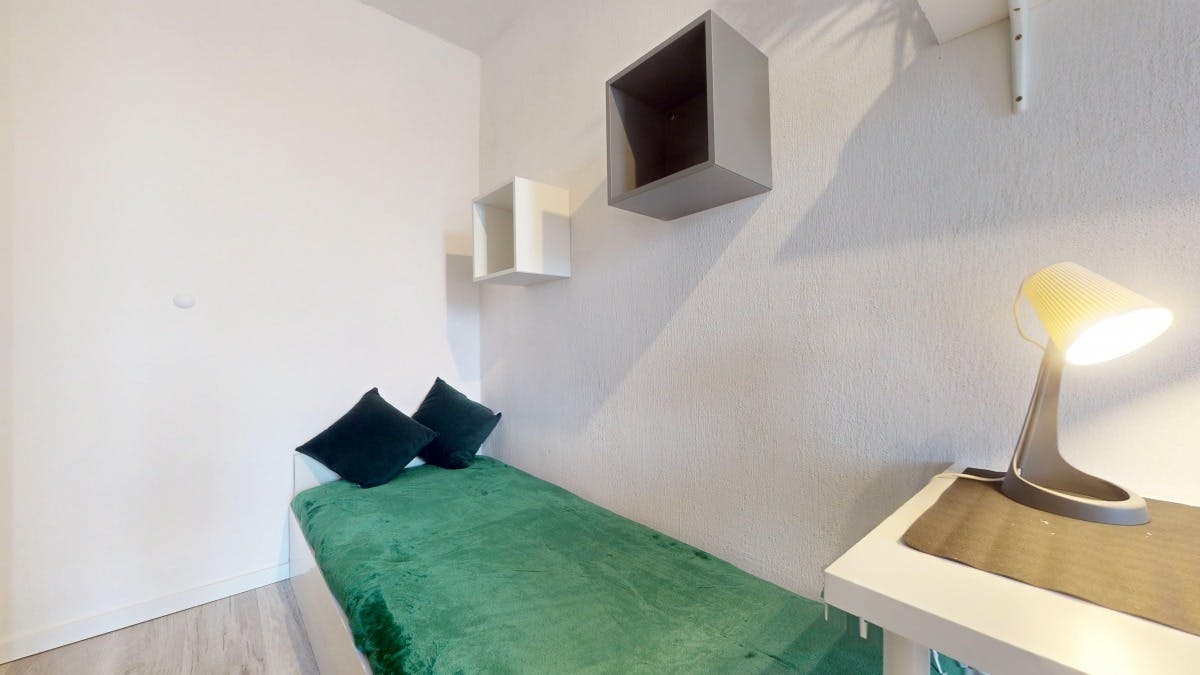 Krasnobrodzka, Warsaw preview