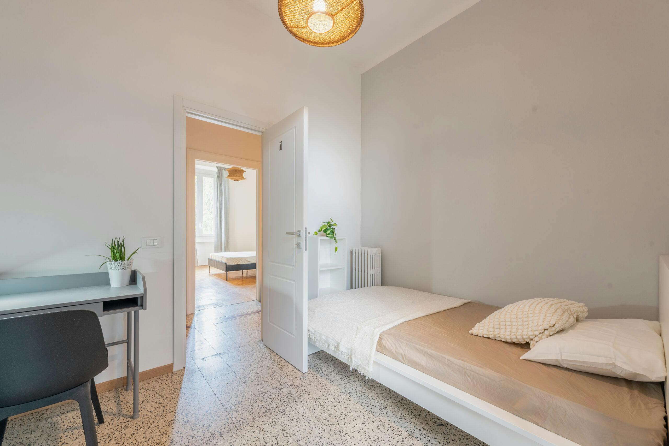 Private room for rent for €696 per month in Milan, Viale Giovanni da Cermenate
