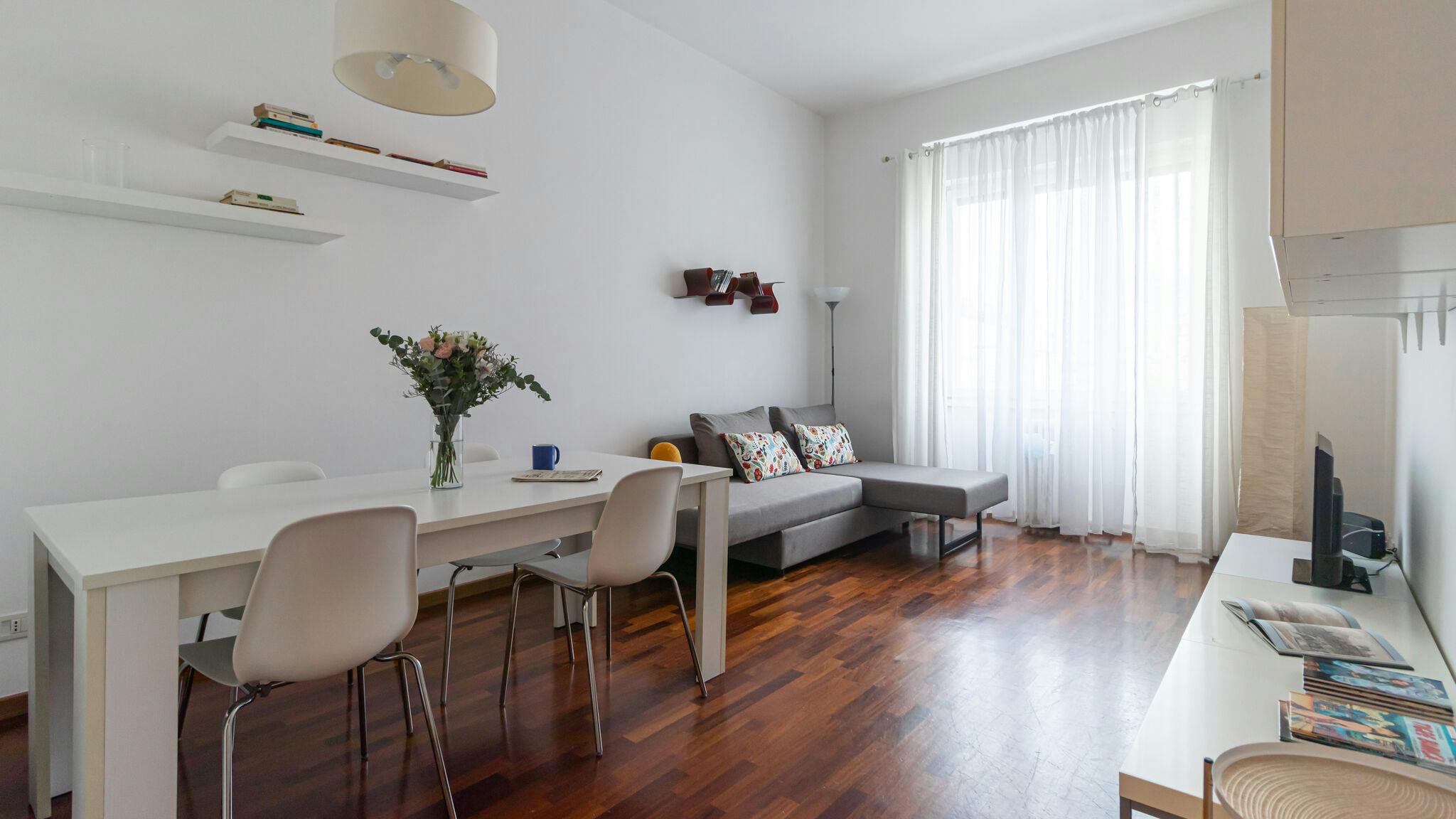 Apartment for rent for €1 per month in Milan, Viale Papiniano