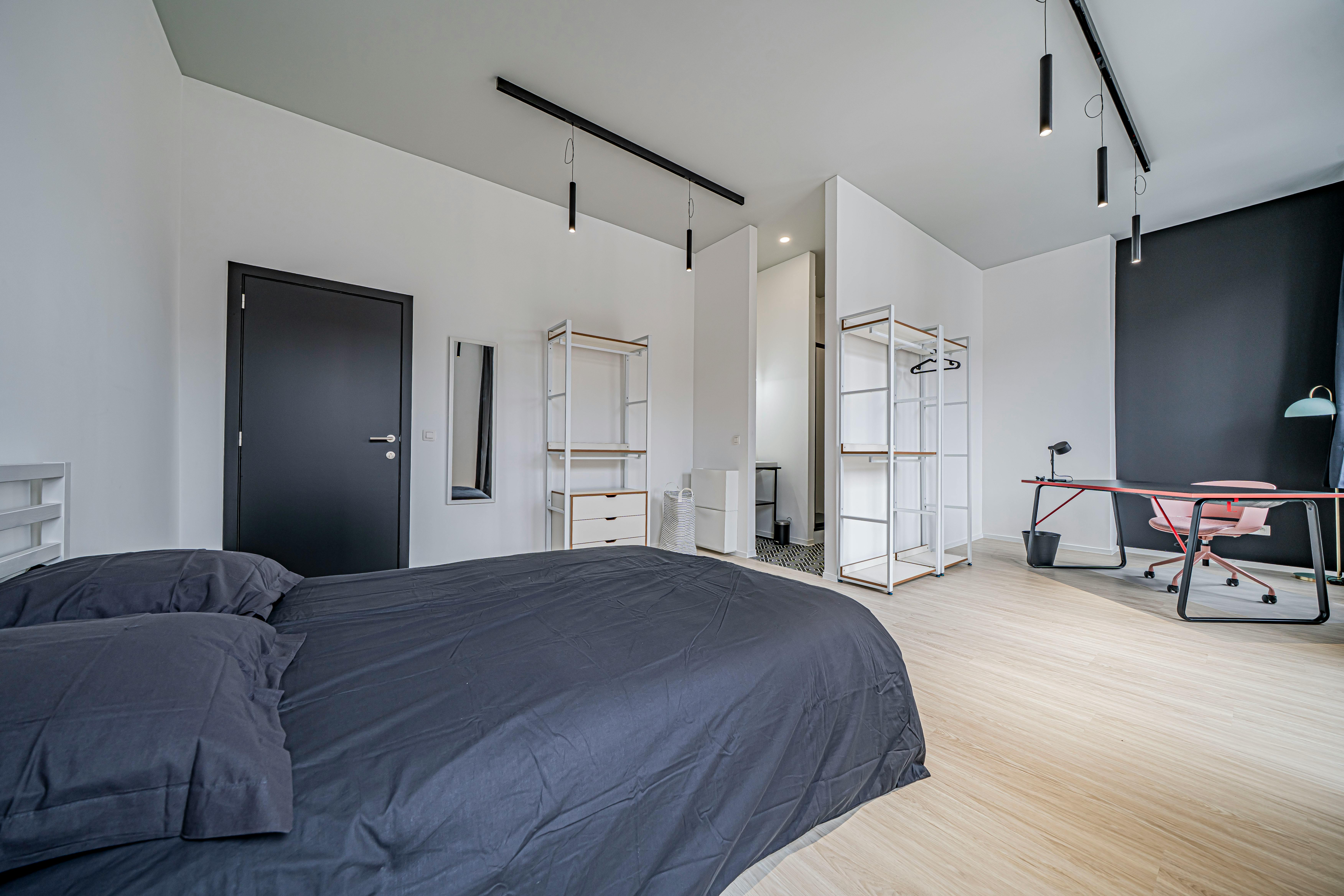 Single room Charleroi, 1 bed, 29m² — photo 5