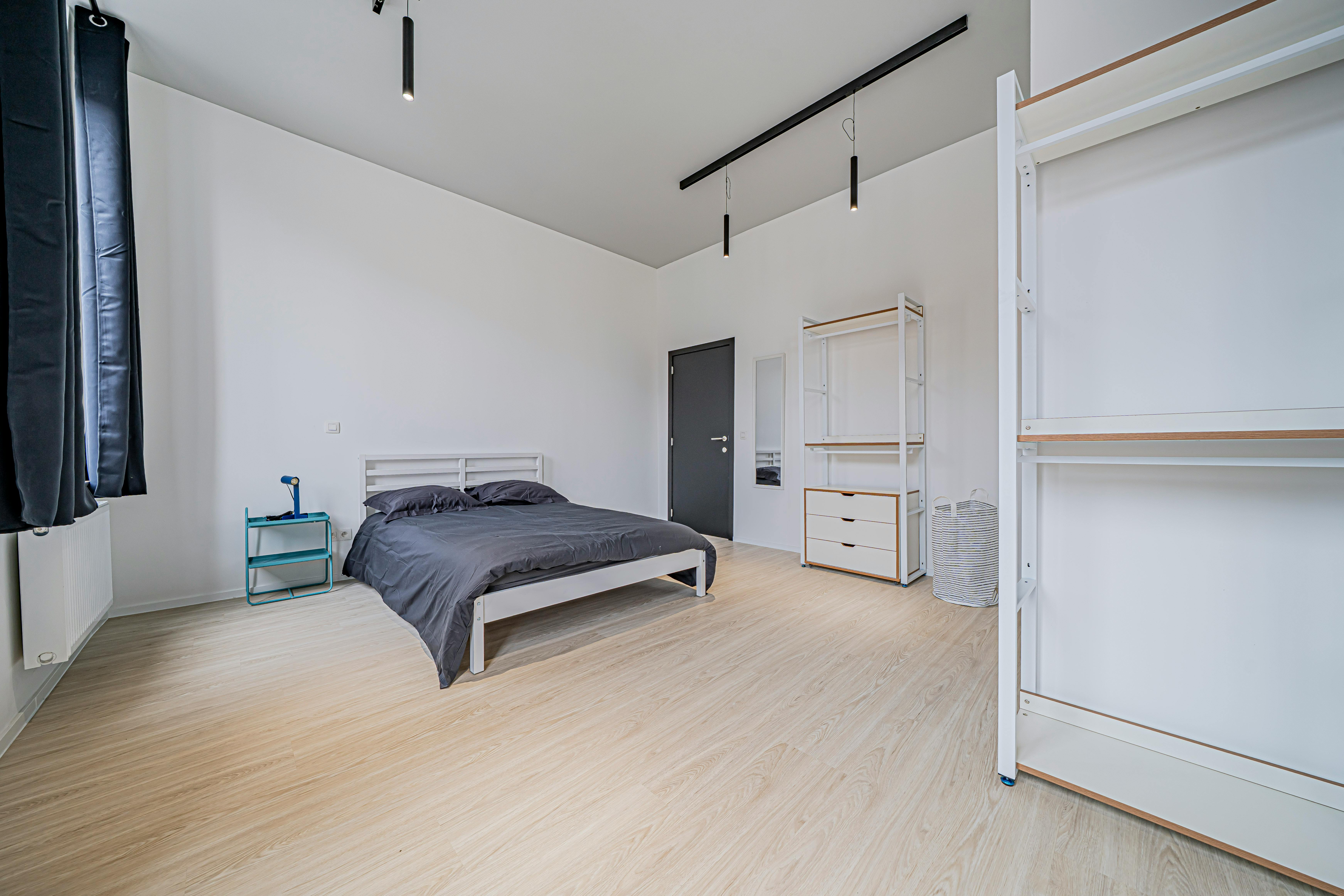 Single room Charleroi, 1 bed, 29m² — photo 3