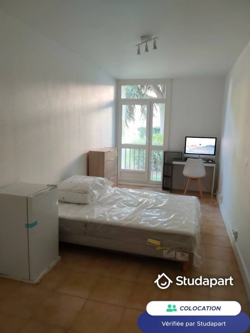 Privat rum att hyra för 500 € i månaden i Ris-Orangis, Avenue du Parc