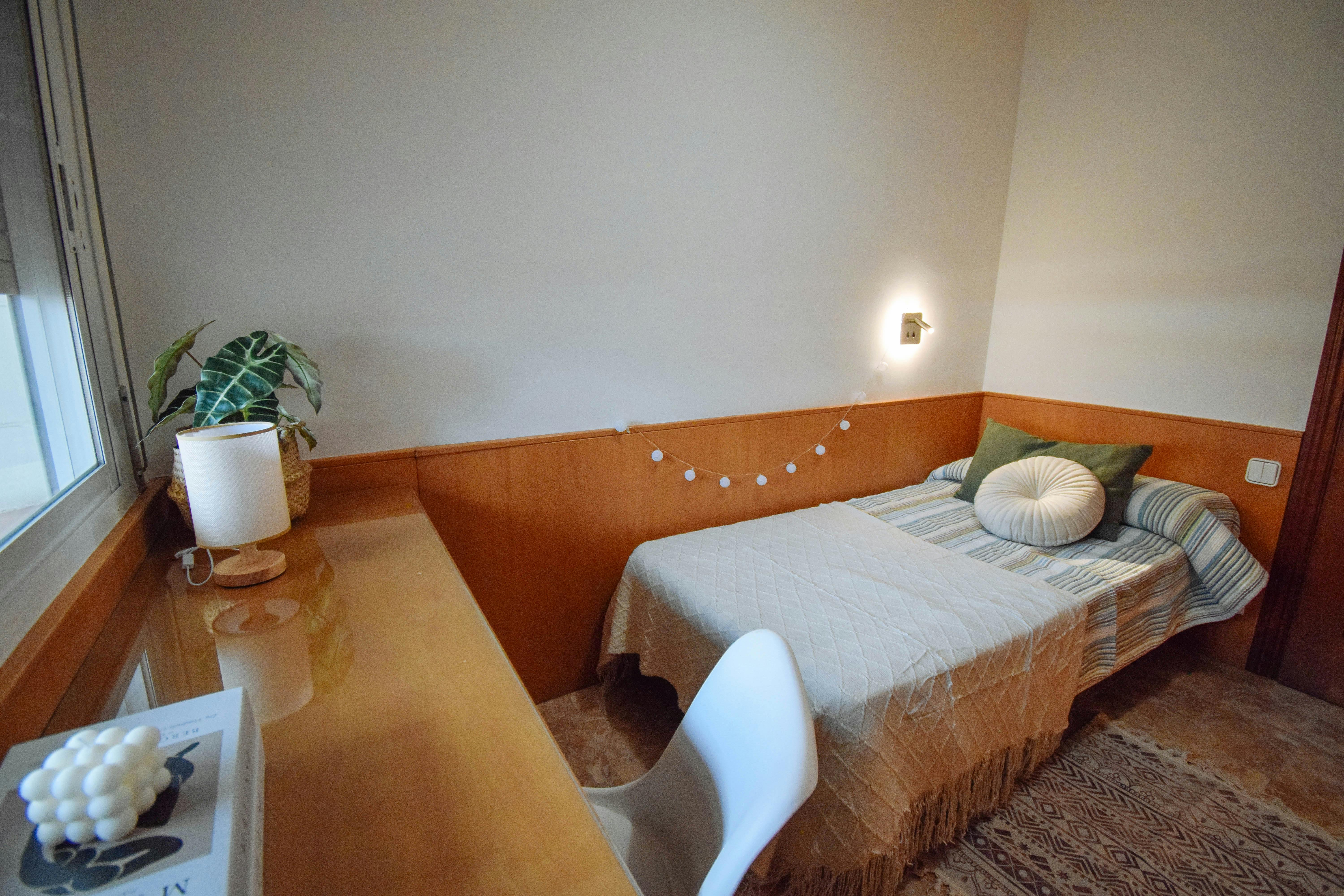 Приватна кімната за оренду для 415 EUR на місяць у Lleida, Gran Passeig de Ronda