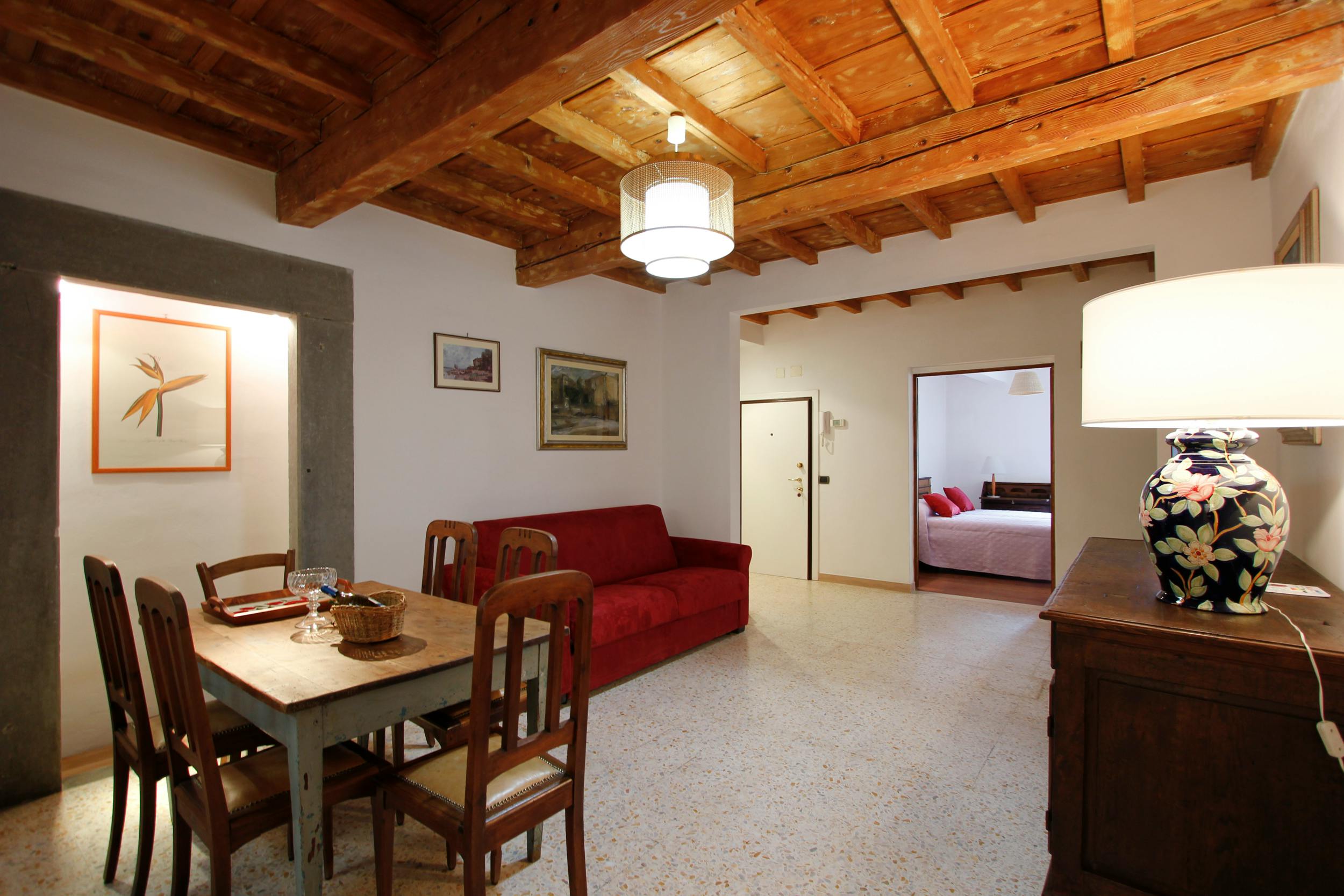 Apartment for rent for €1,550 per month in Florence, Via del Castellaccio