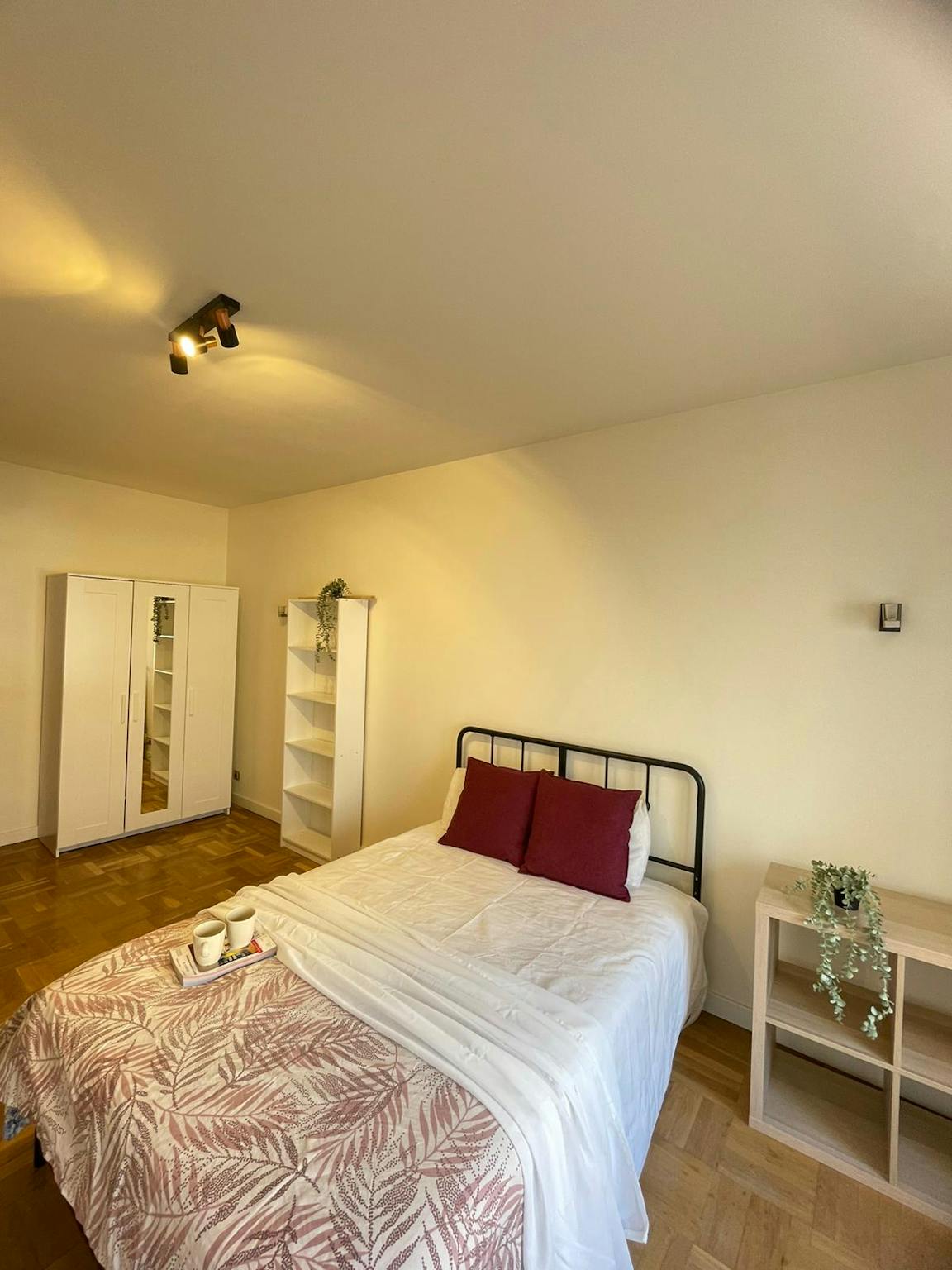 Calle de Orense, Madrid preview