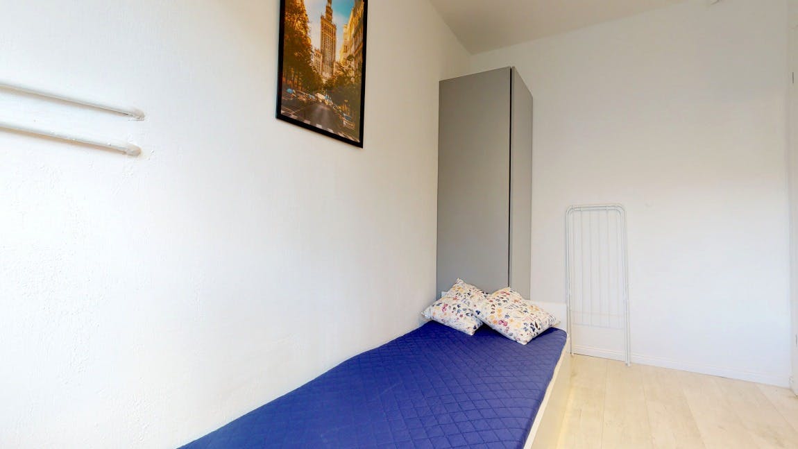 Łojewska, Warsaw preview