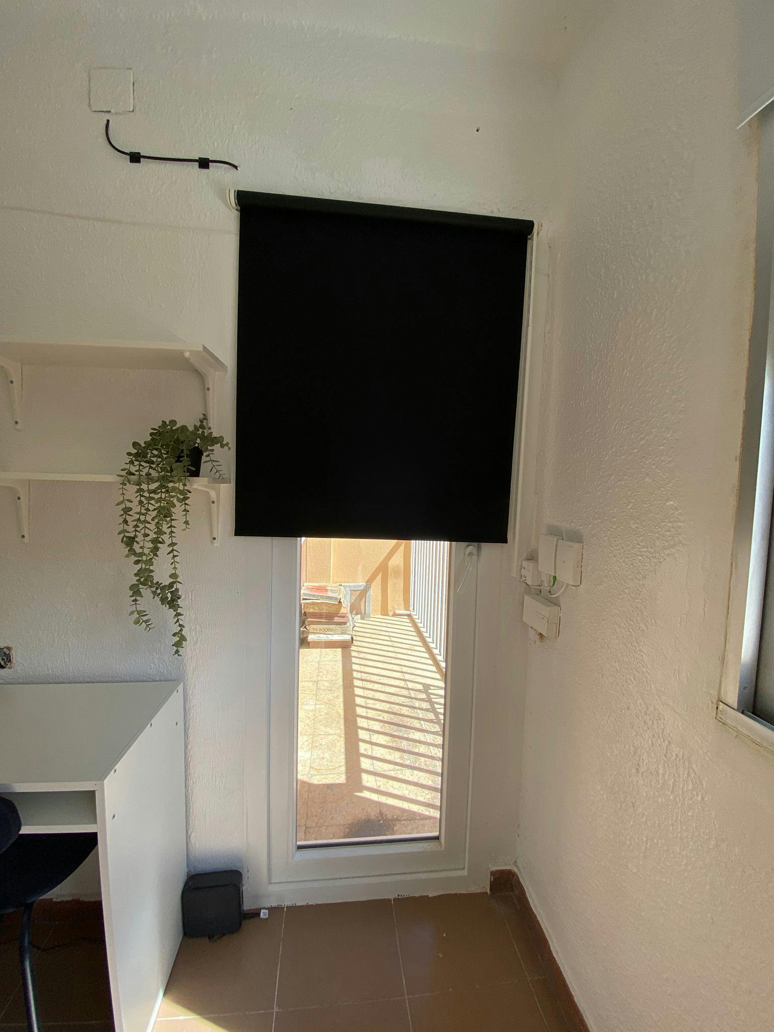 Single room Xirivella, 1 bed, 5m² — photo 4