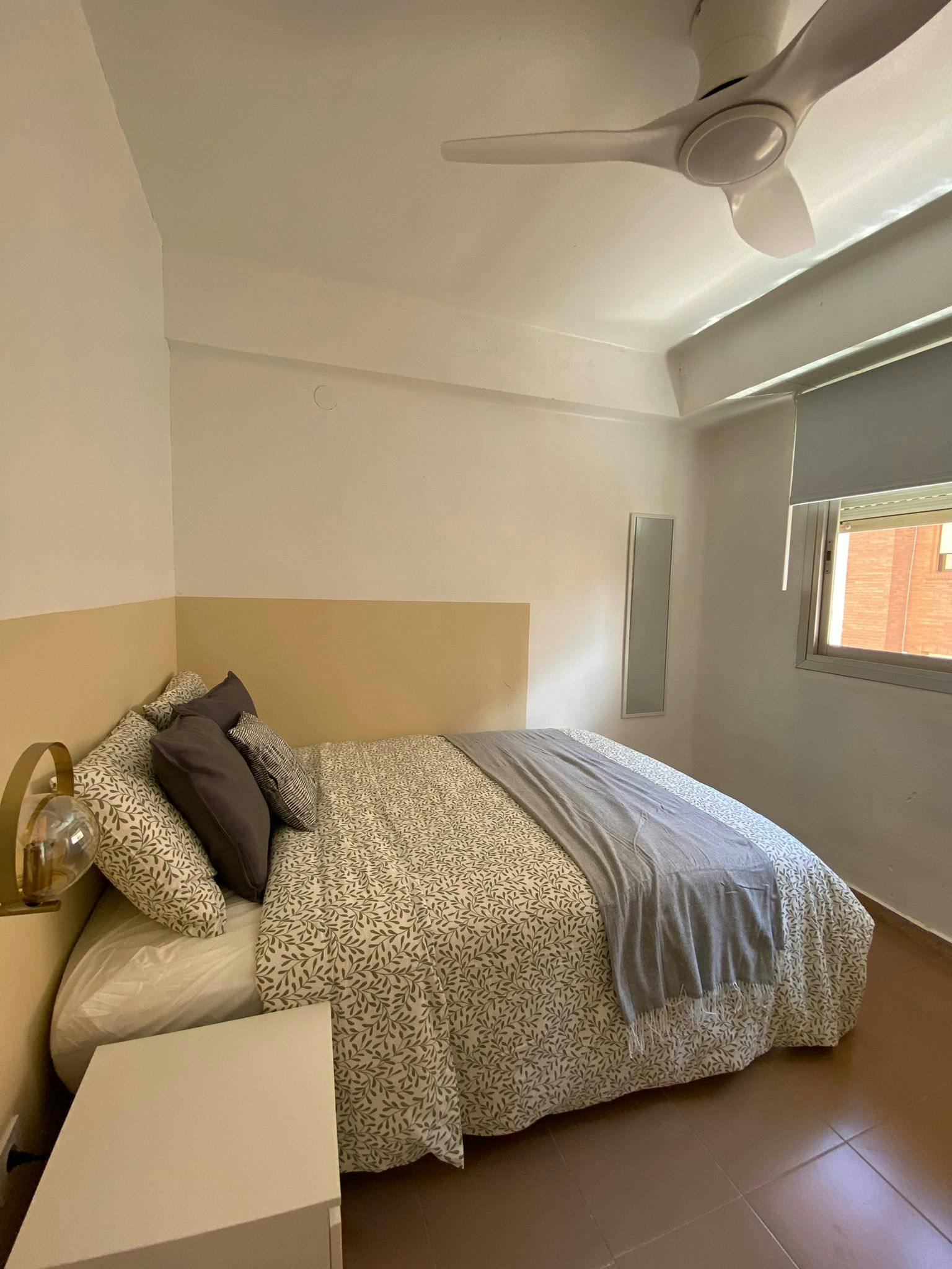 Single room Xirivella, 1 bed, 5m² — photo 4
