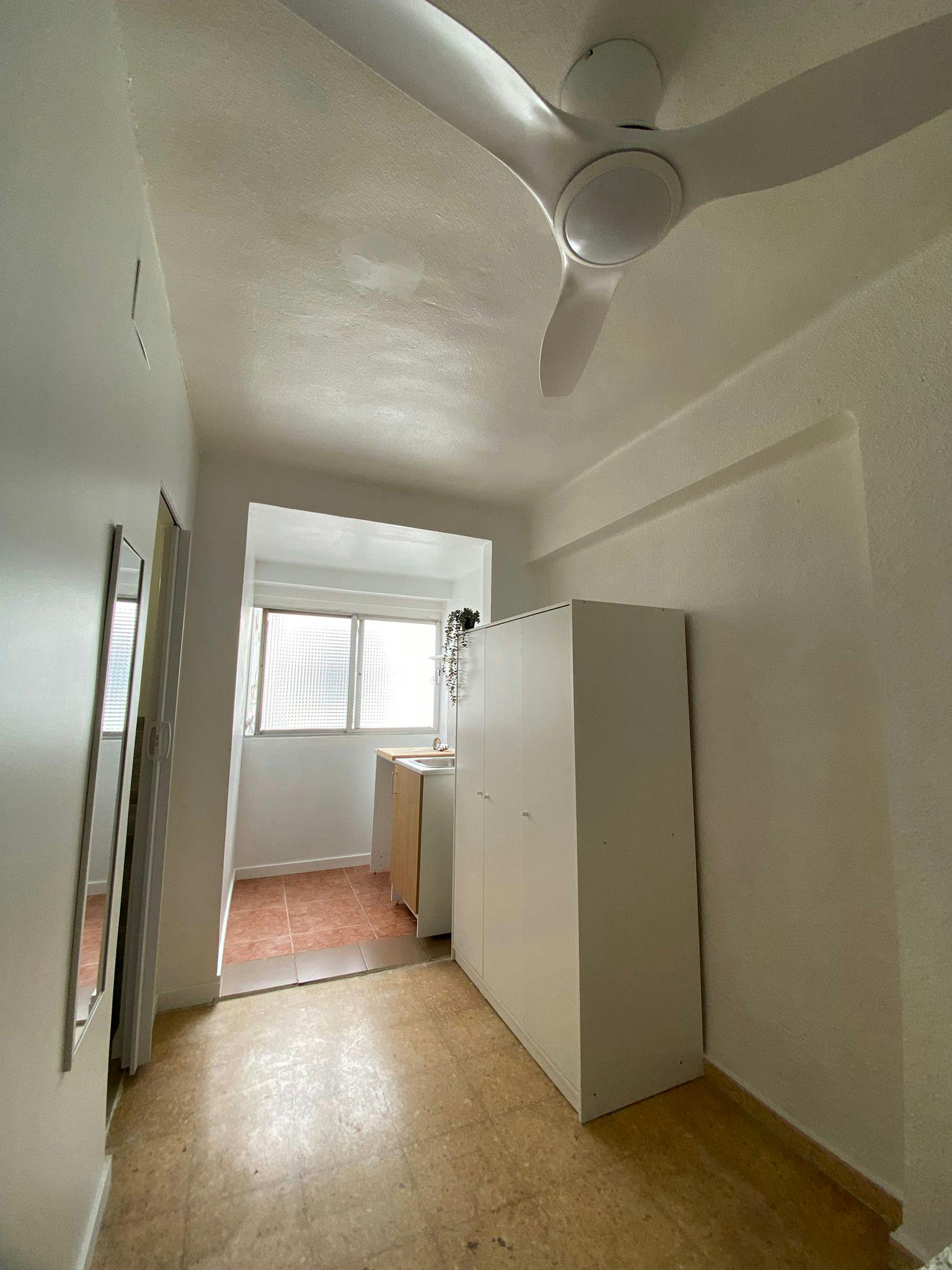 Single room Xirivella, 1 bed, 7m² — photo 6