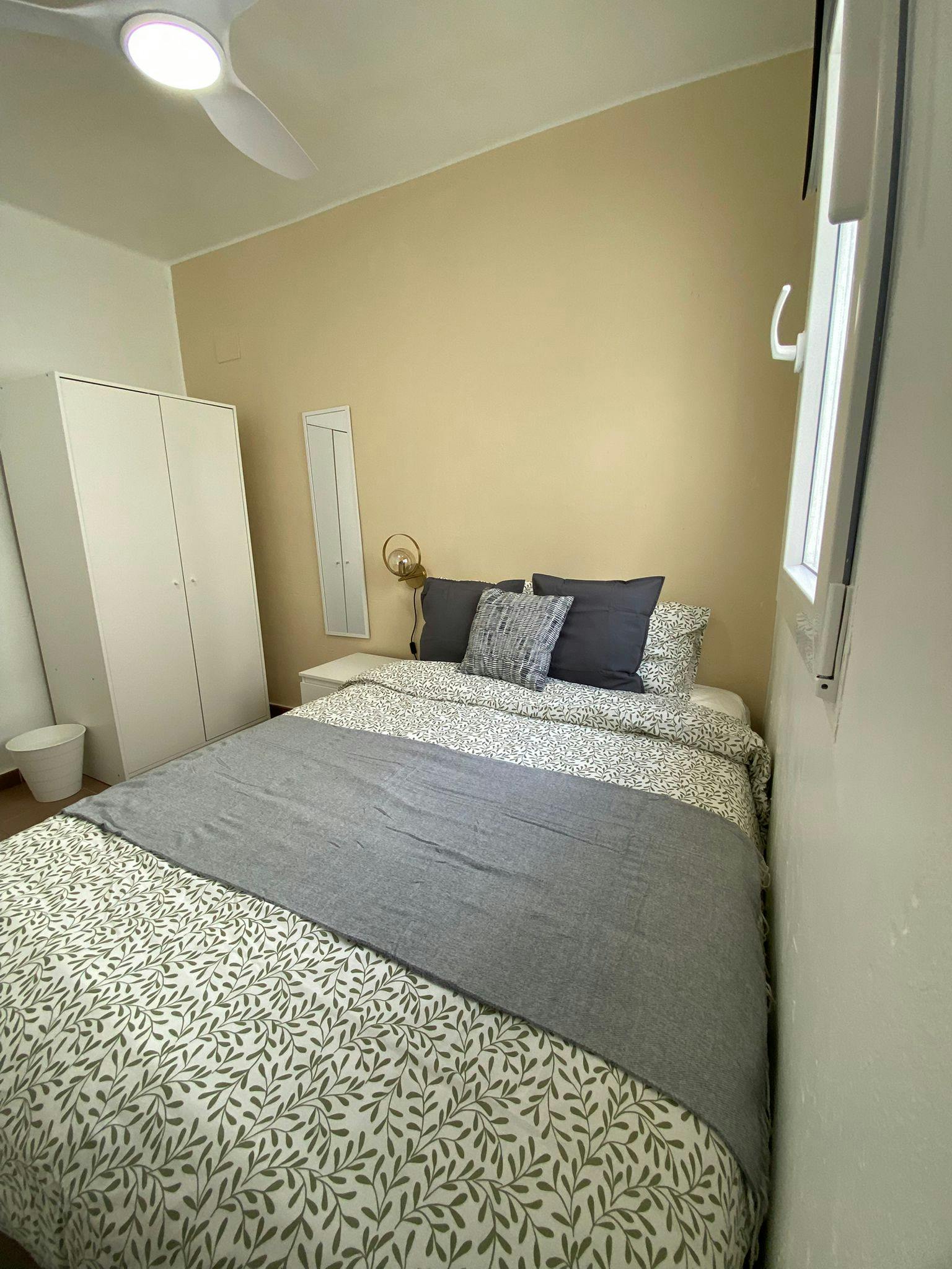 Single room Xirivella, 1 bed, 5m² — photo 6