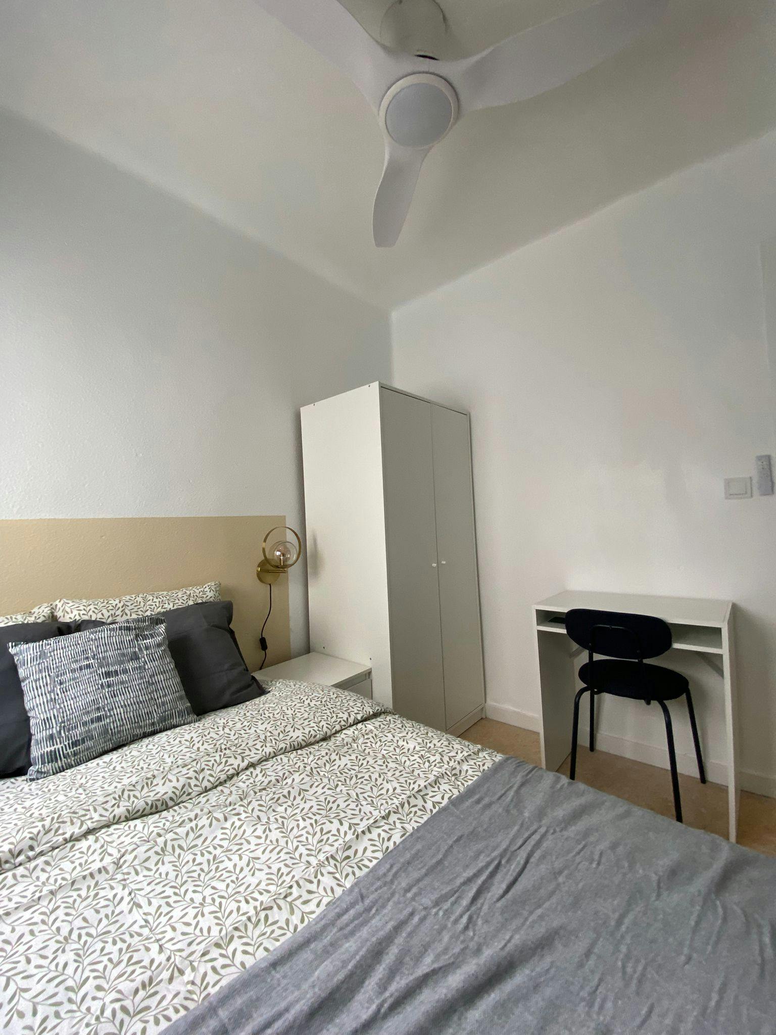 Single room Xirivella, 1 bed, 5m² — photo 7