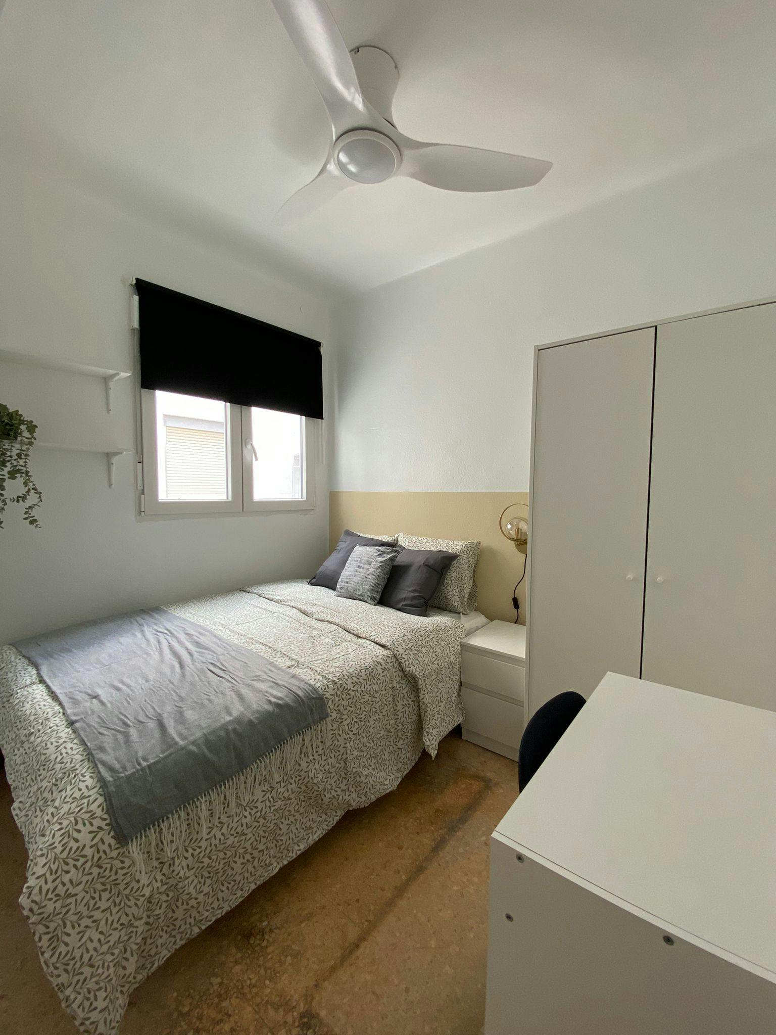 Single room Xirivella, 1 bed, 5m² — photo 6