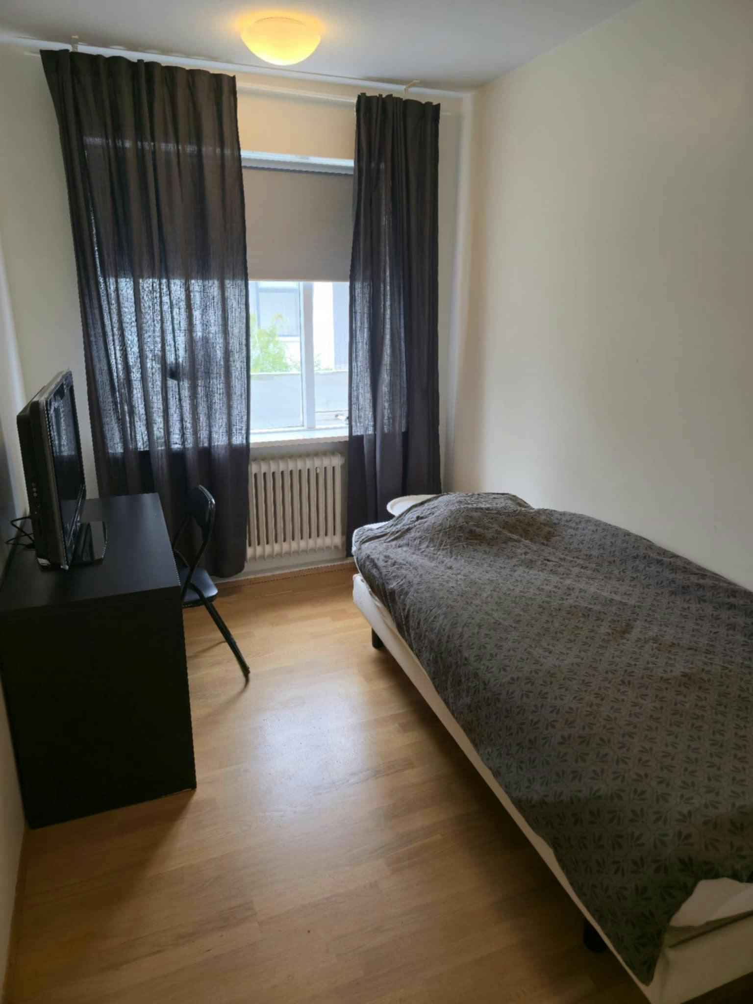 Single room Reykjavík, 1 bed, 16m² — photo 1