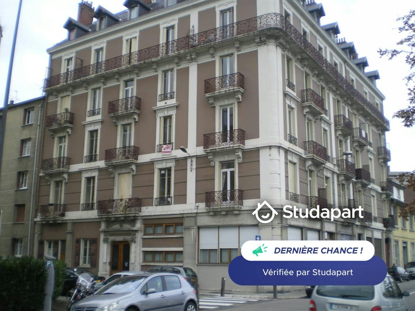 Appartement à louer pour 380 €/mois à Grenoble, Rue de l'Isère