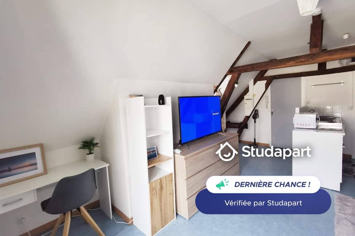 Квартира за оренду для 500 EUR на місяць у Troyes, Rue Brissonnet