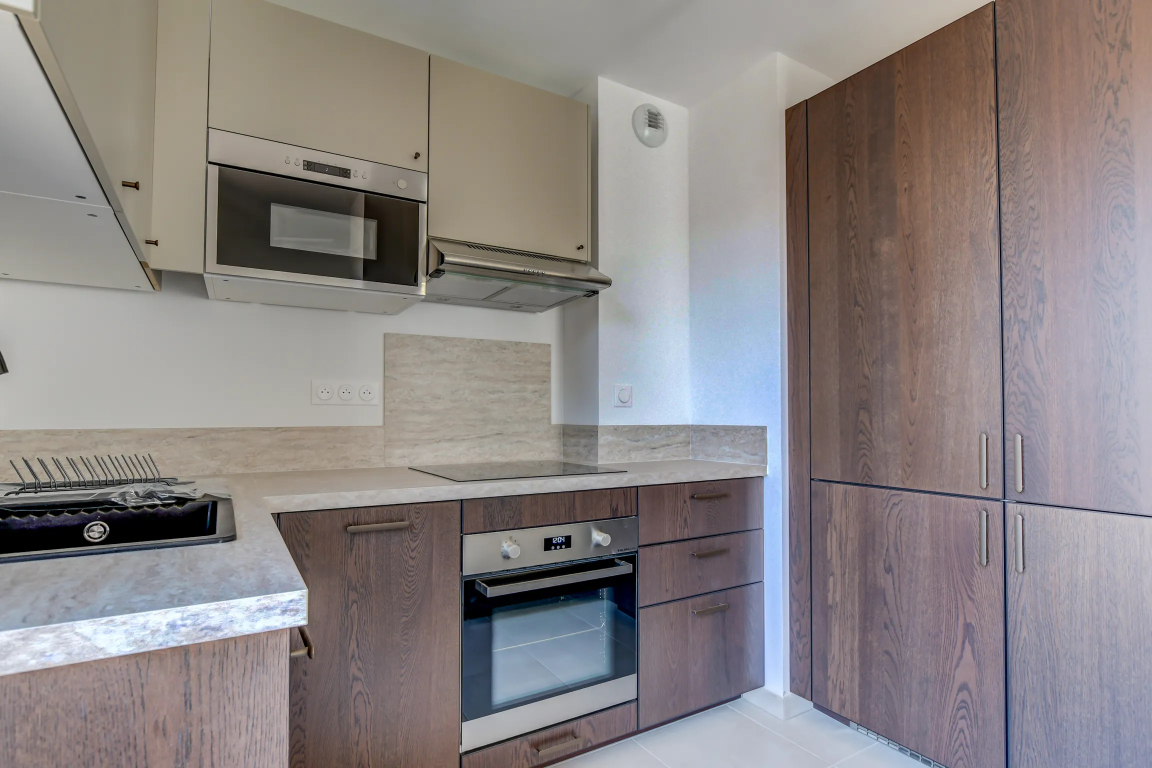 4-Bedroom Apartment in Route d'Albi, Toulouse (1659788) ROOM 1