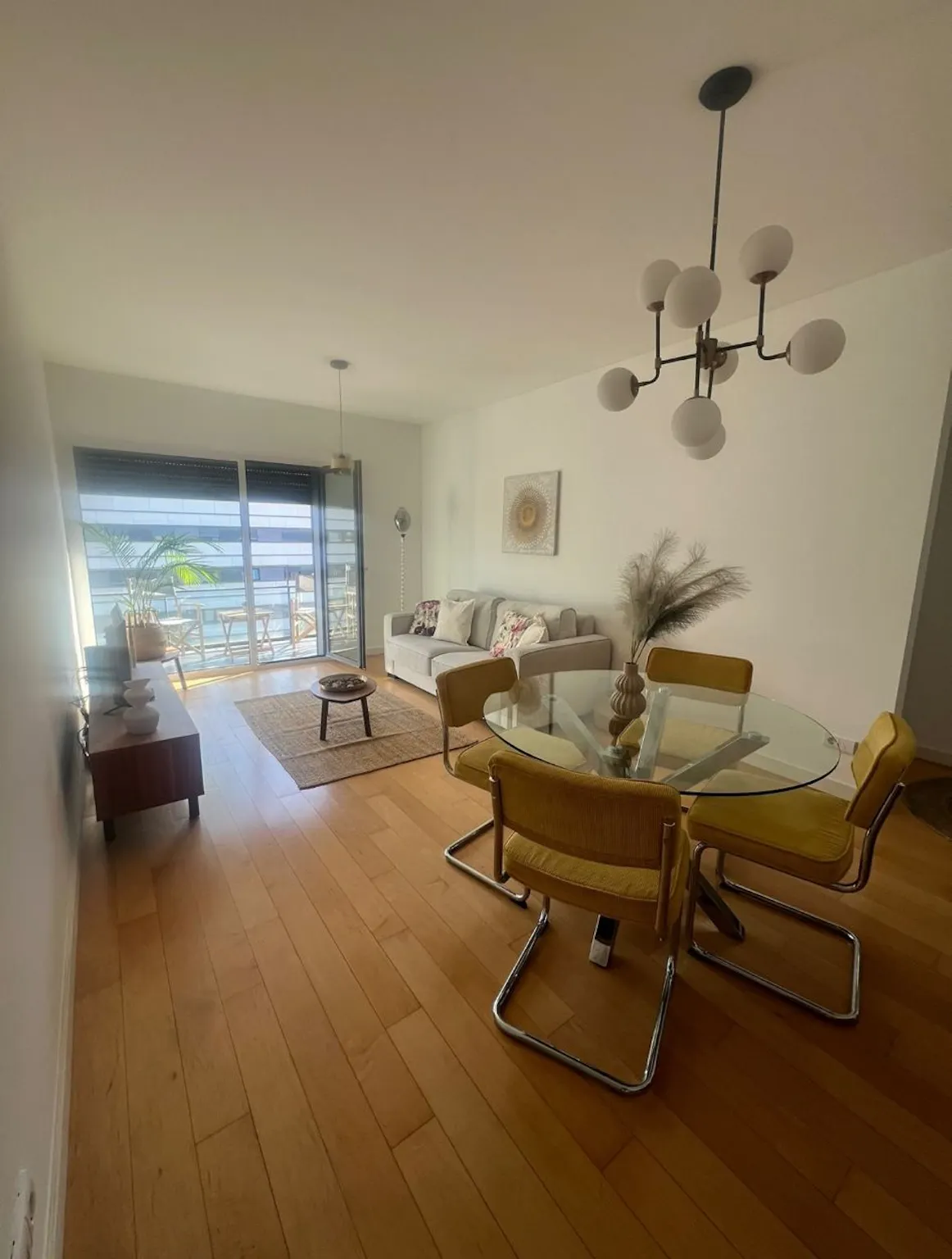 Rua do Tibre, Lisbon preview