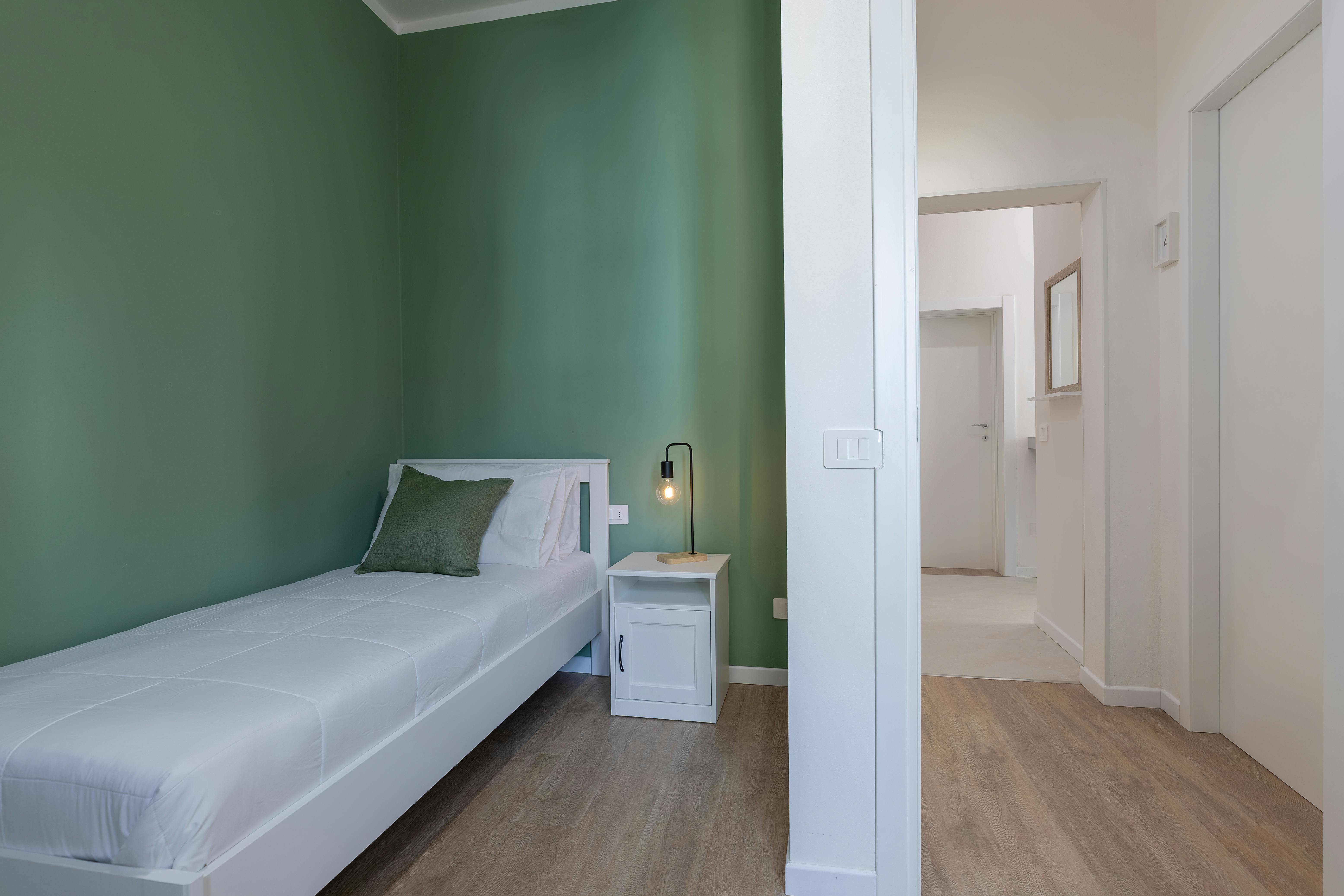 Single room Florence, 1 bed, 13m² — photo 6