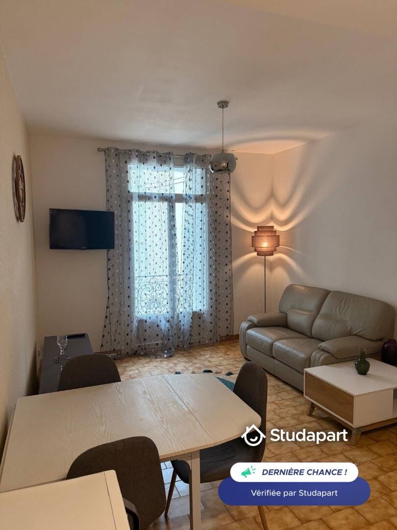 Lägenhet att hyra för 550 € i månaden i Béziers, Rue Auguste Blanqui