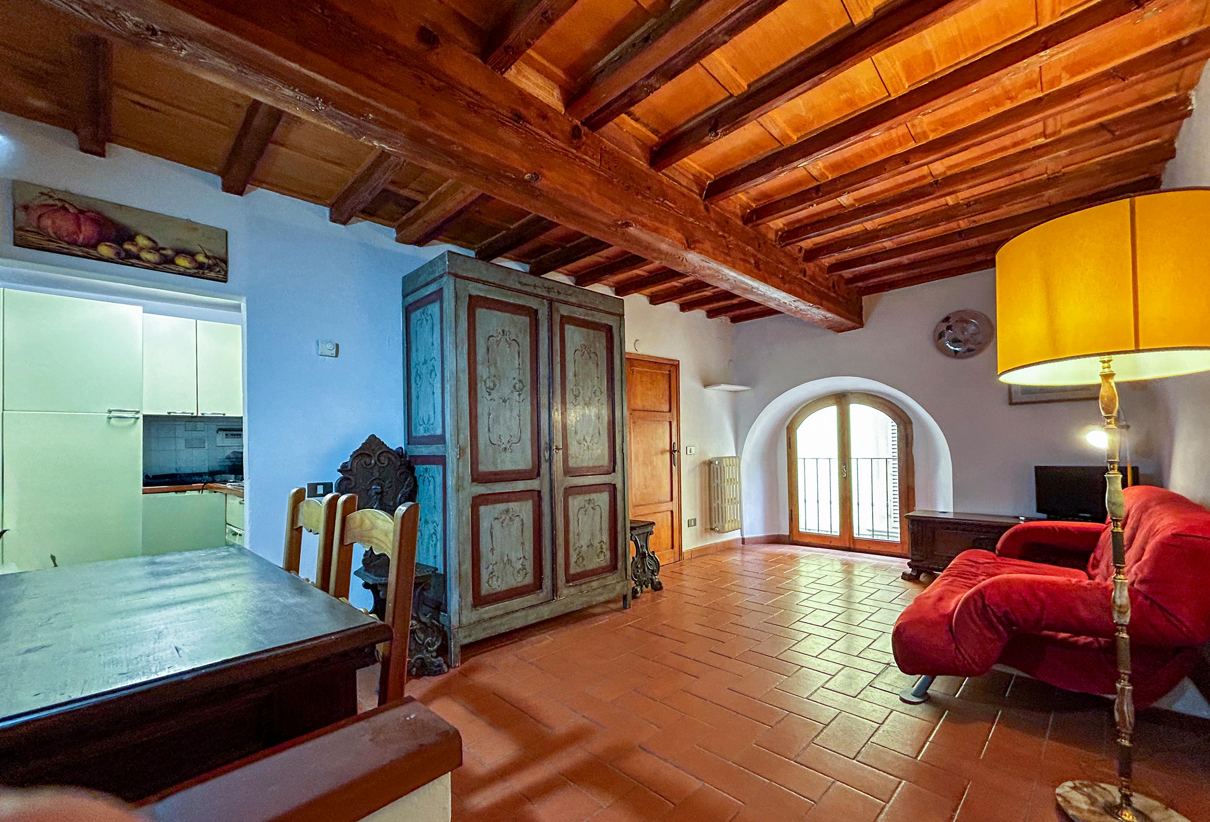 Studio for rent for €850 per month in Florence, Piazza dei Peruzzi