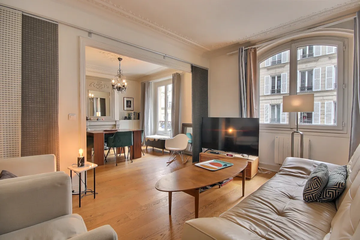 1-Bedroom Apartment in Rue Saint-Placide, Paris (1660079) ROOM
