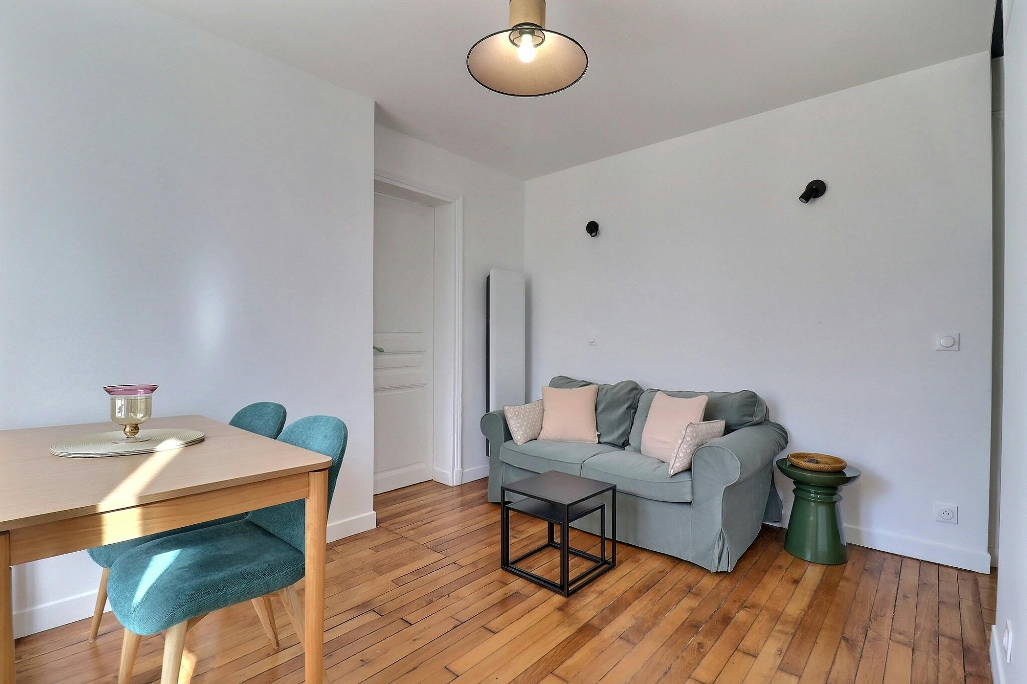 Rue Duranton, Paris preview