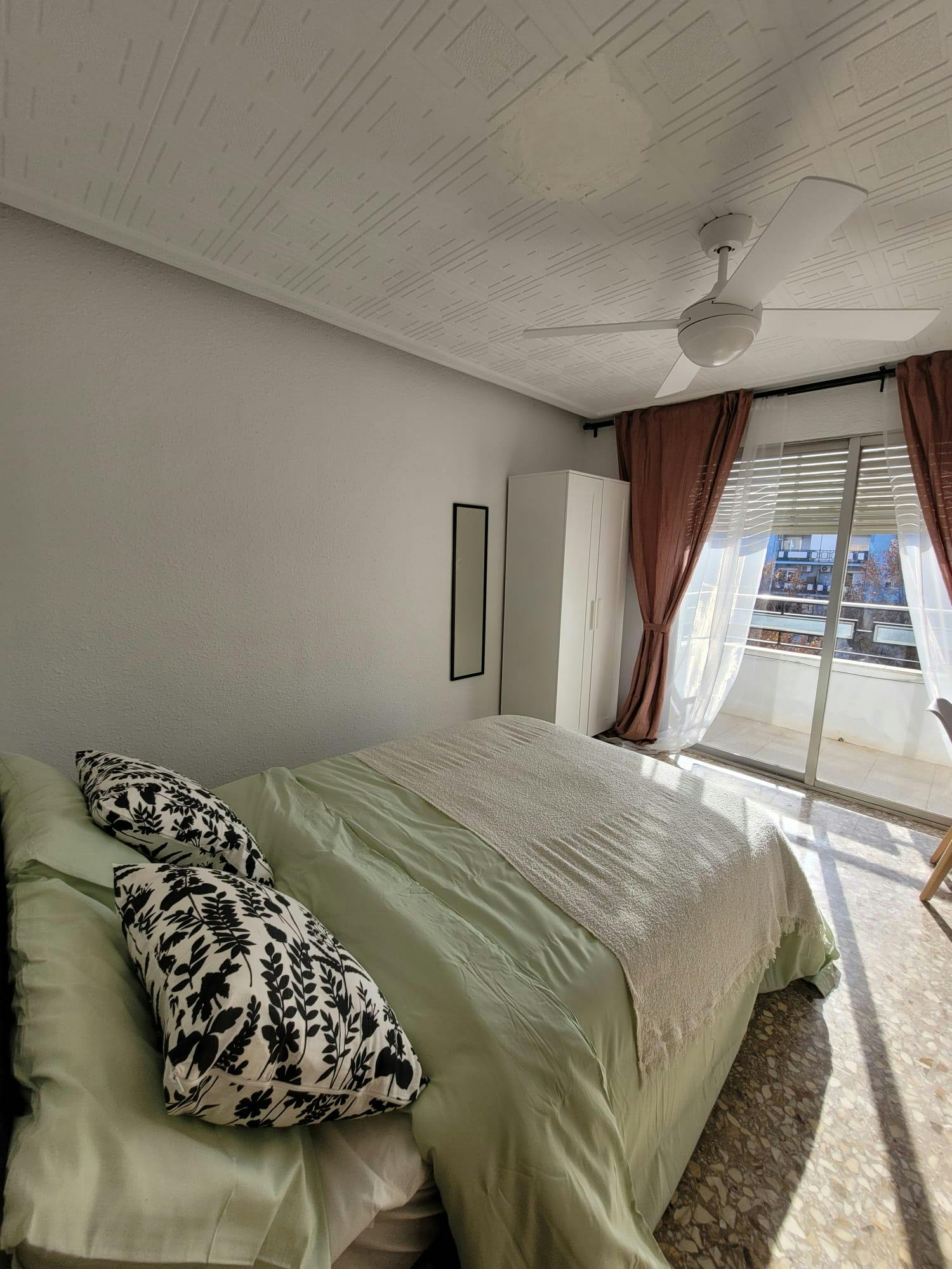 Отдельная комната сдается в аренду за 315 € в месяц в Picanya, Carrer Doctor Gómez Ferrer