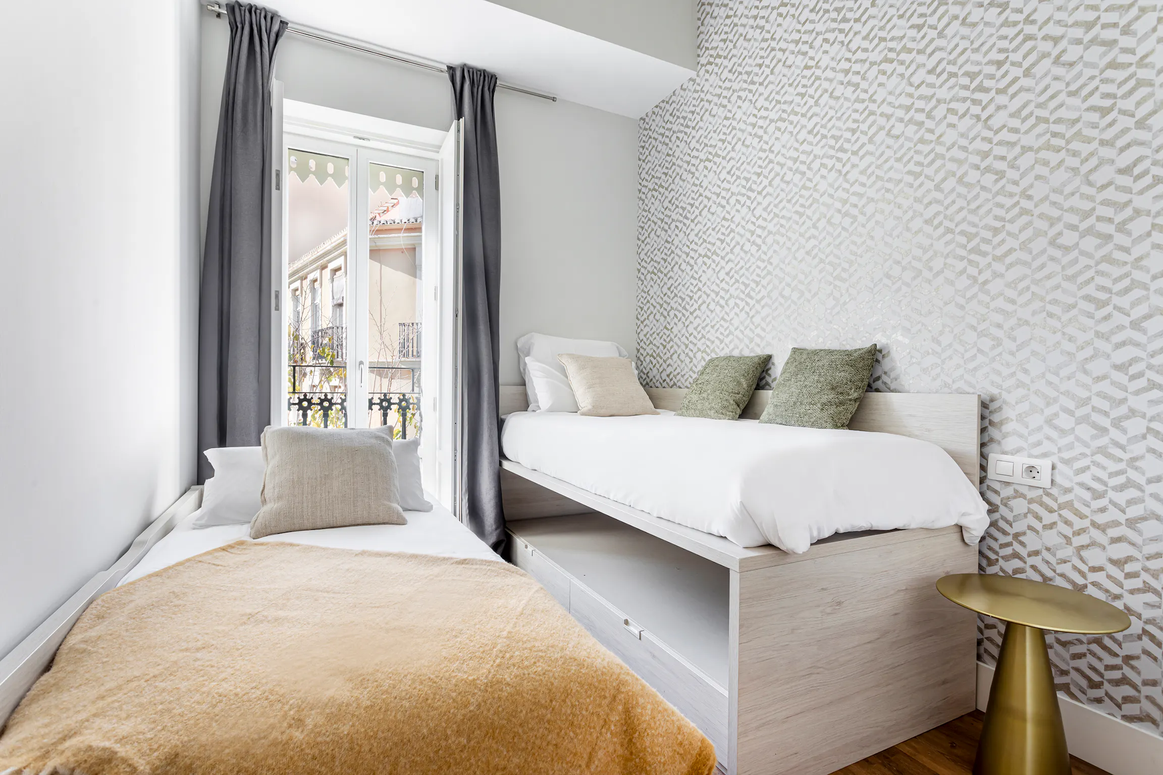 2-Bedroom Apartment in Plaça de Vannes, Valencia (1660165) ROOM 2