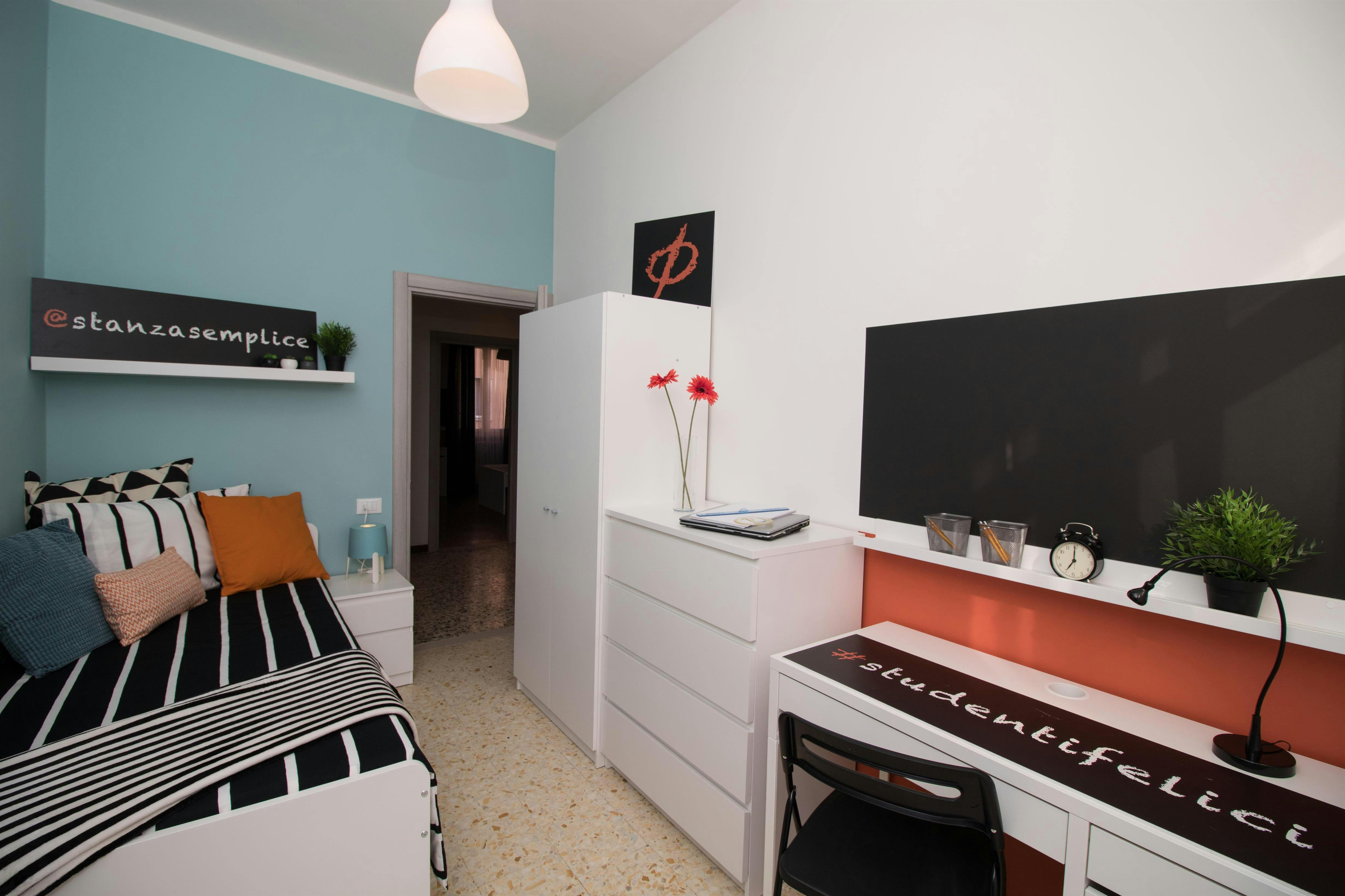 Private room for rent for €500 per month in Brescia, Via Pasubio