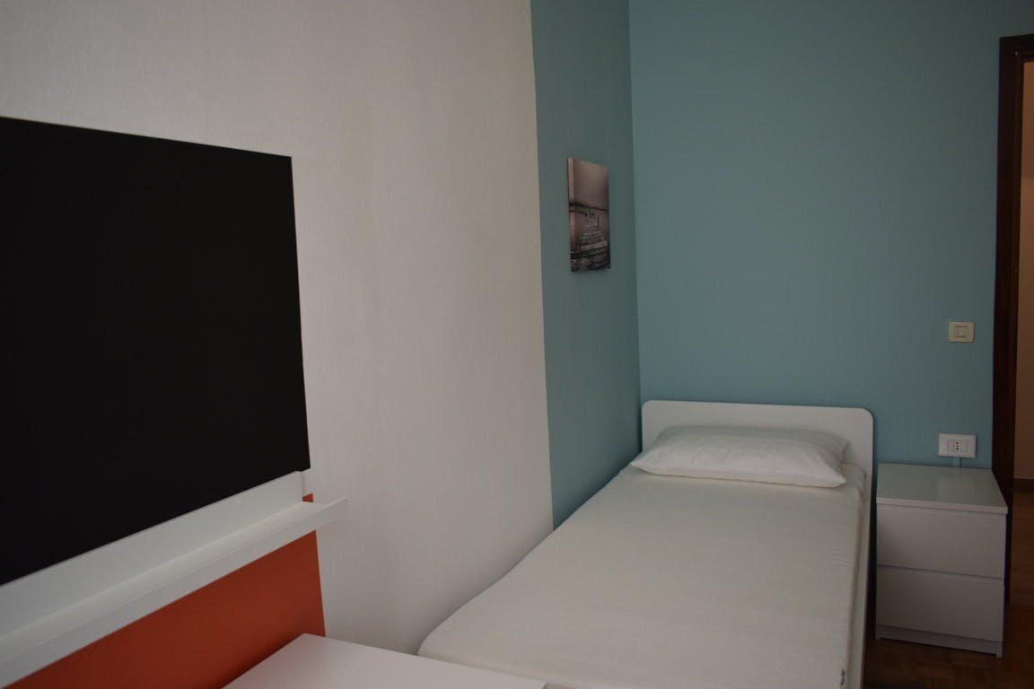 Single room Brescia, 1 bed, 16m² — photo 2