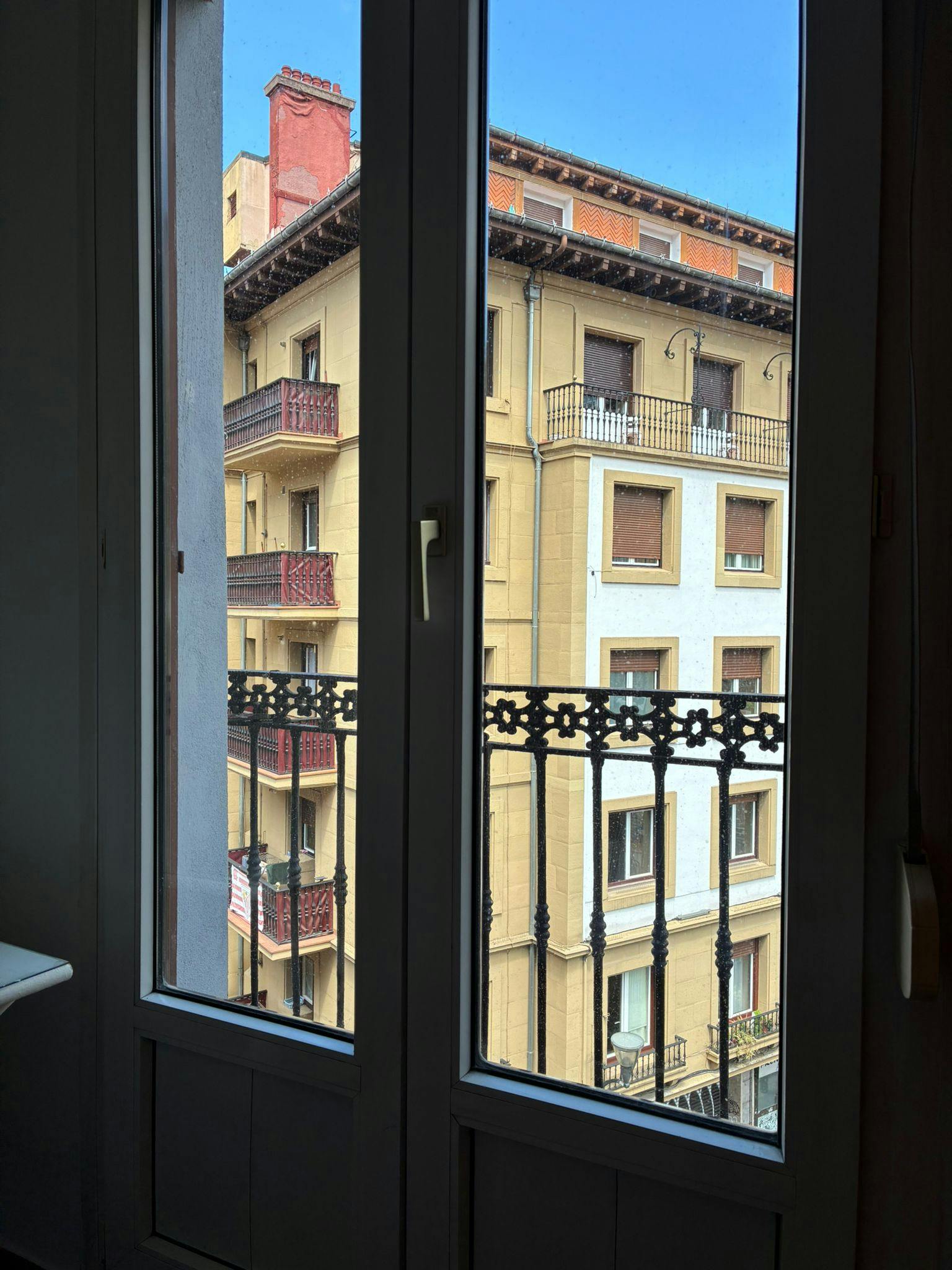 Single room Bilbao, 1 bed, 10m² — photo 2