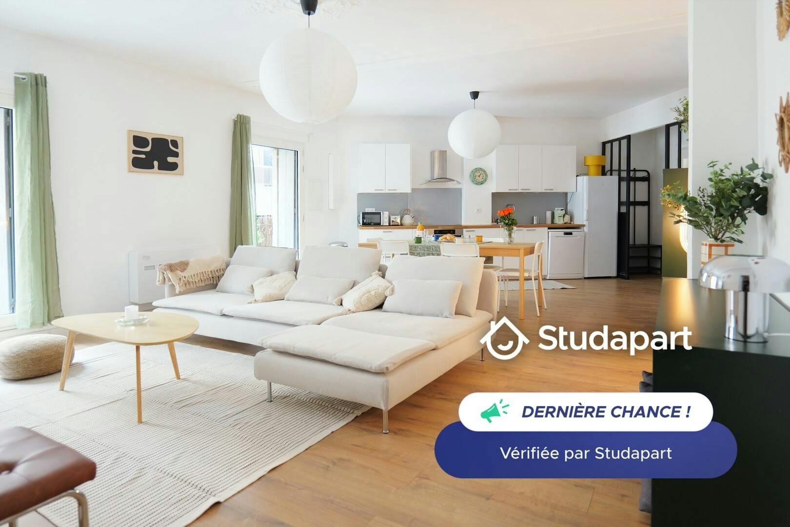 Apartment for rent for €1,500 per month in Montpellier, Rue du Jeu de Ballon