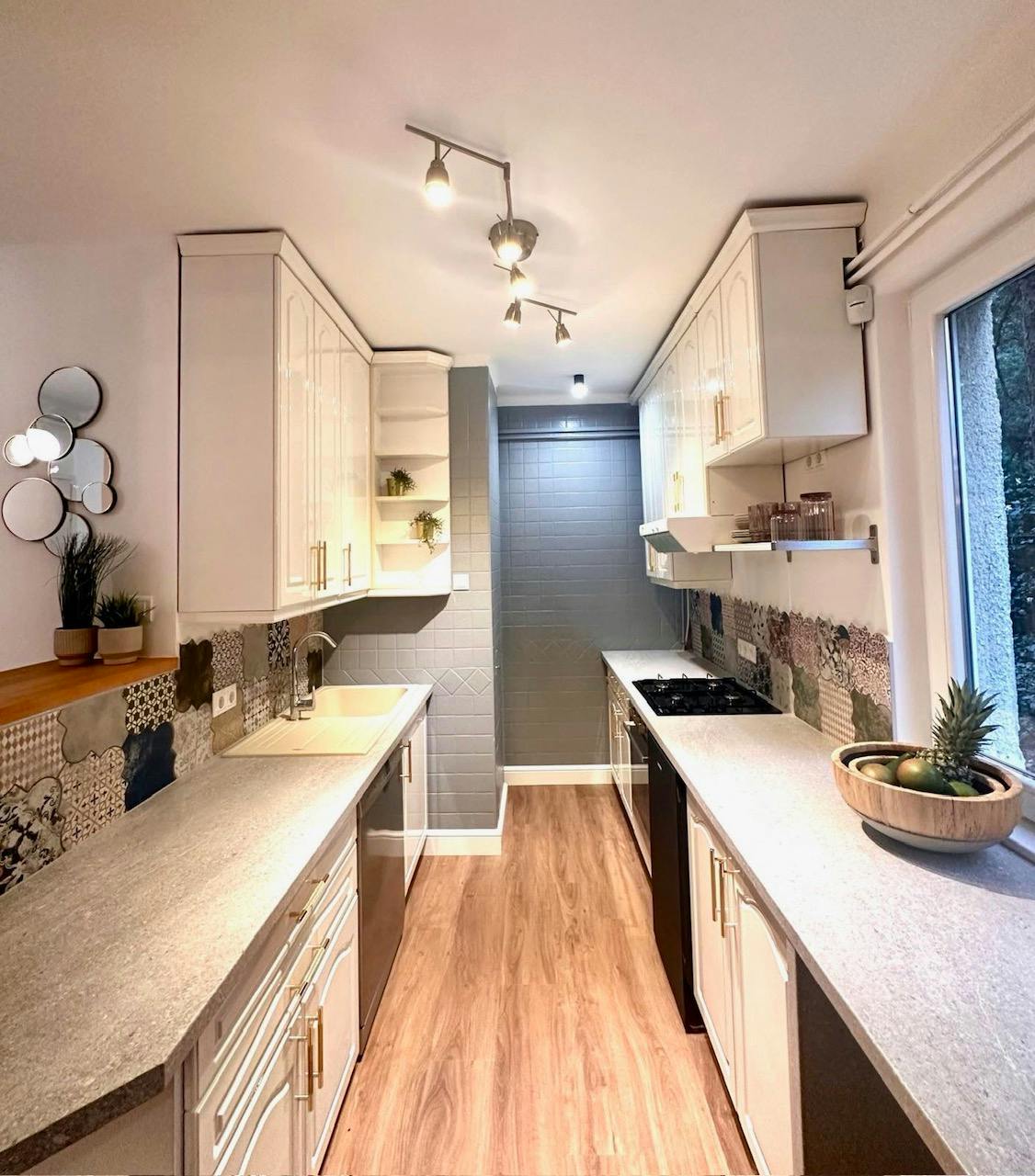 preview gallery tile