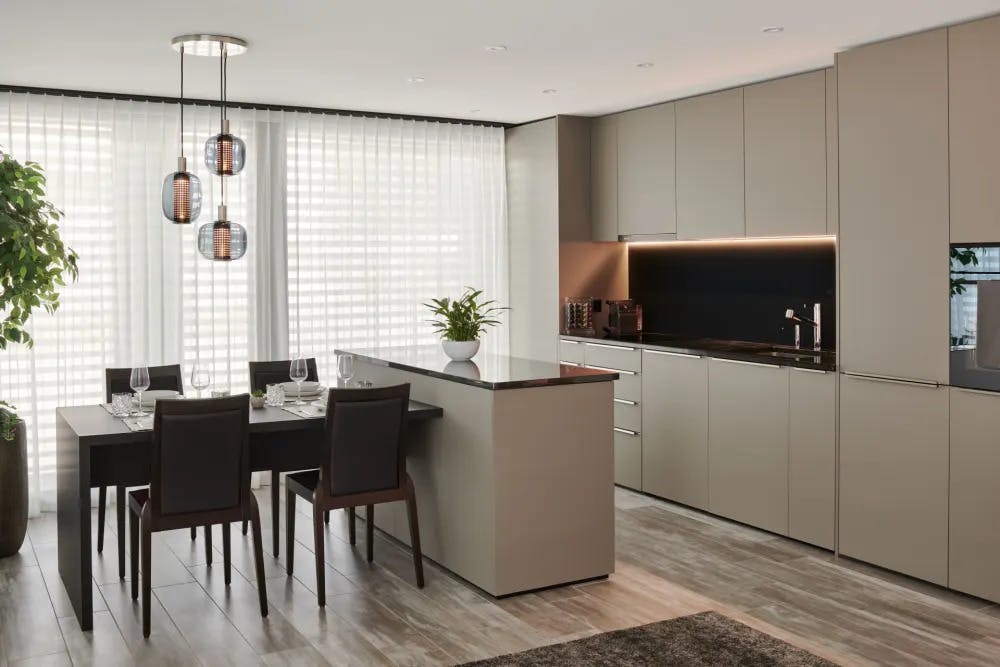 Wohnung zu mieten für 3.590 CHF pro Monat in Dübendorf, Sonnentalstrasse