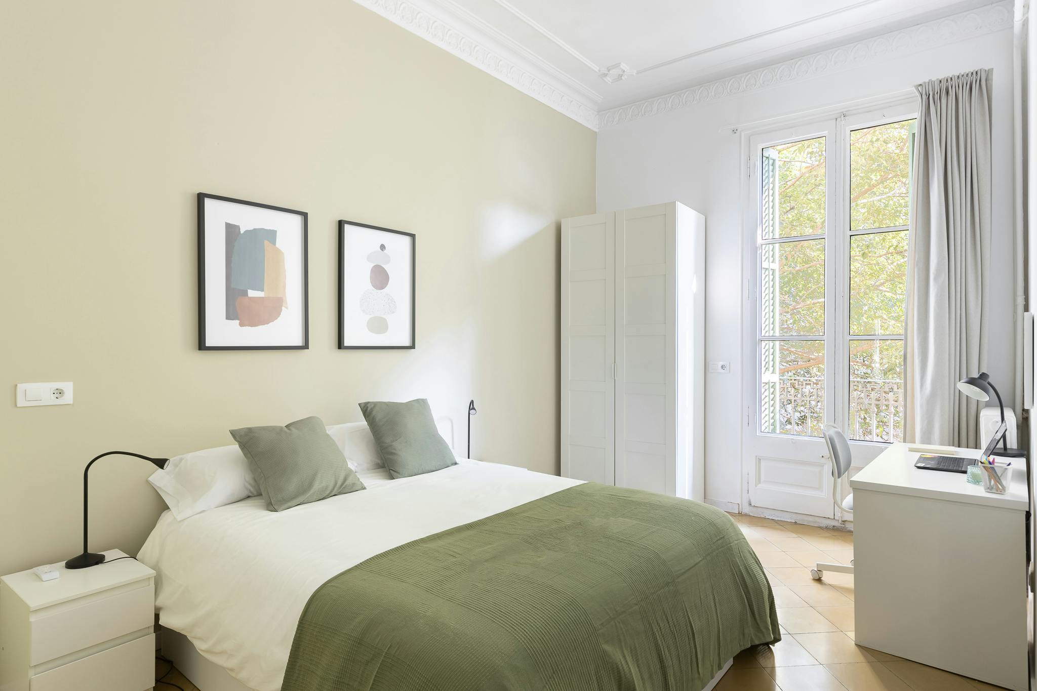 preview gallery tile