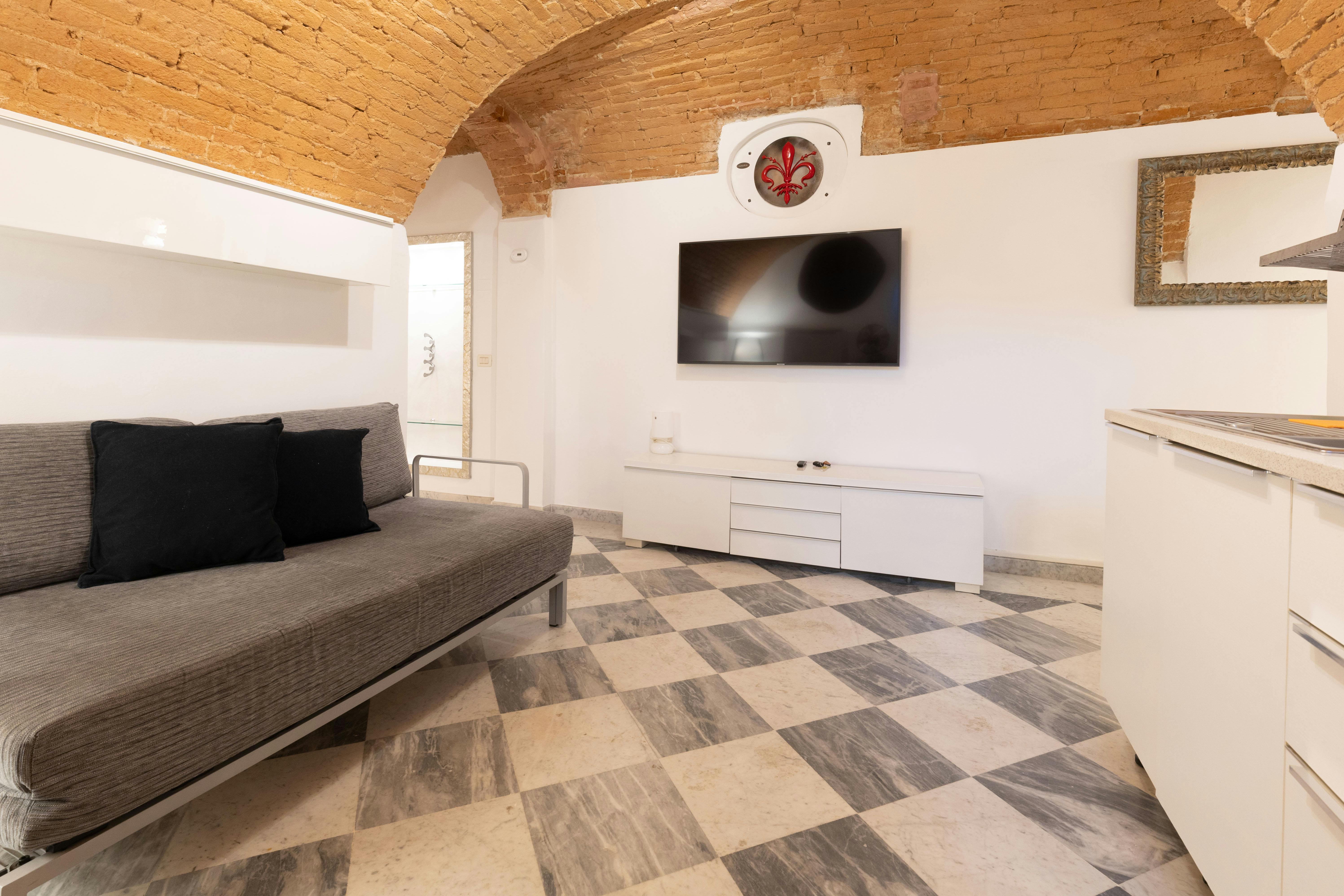 Apartment for rent for €850 per month in Florence, Piazza Massimo D'Azeglio