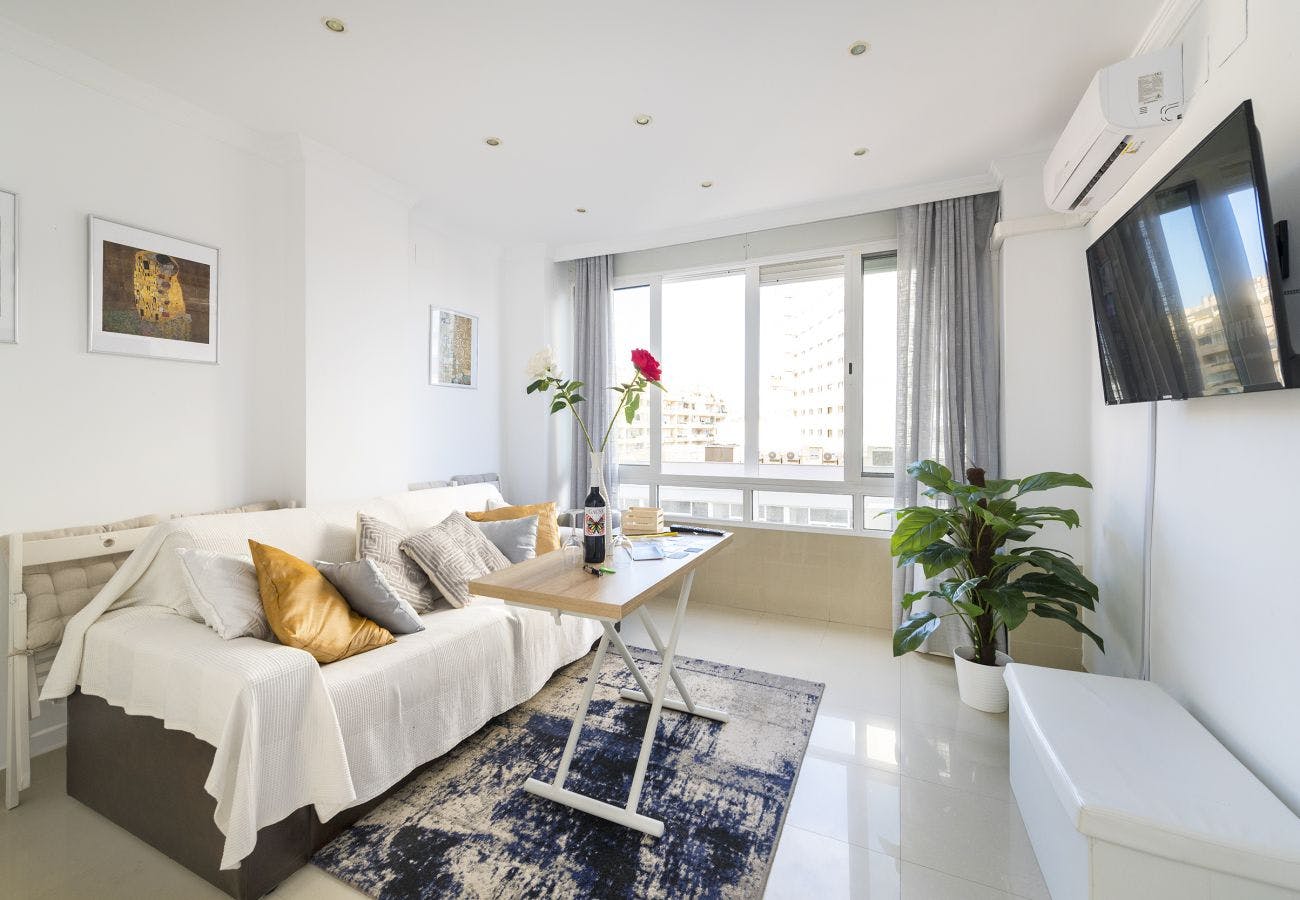 Appartement à louer pour 1 636 €/mois à Torremolinos, Calle Campillos