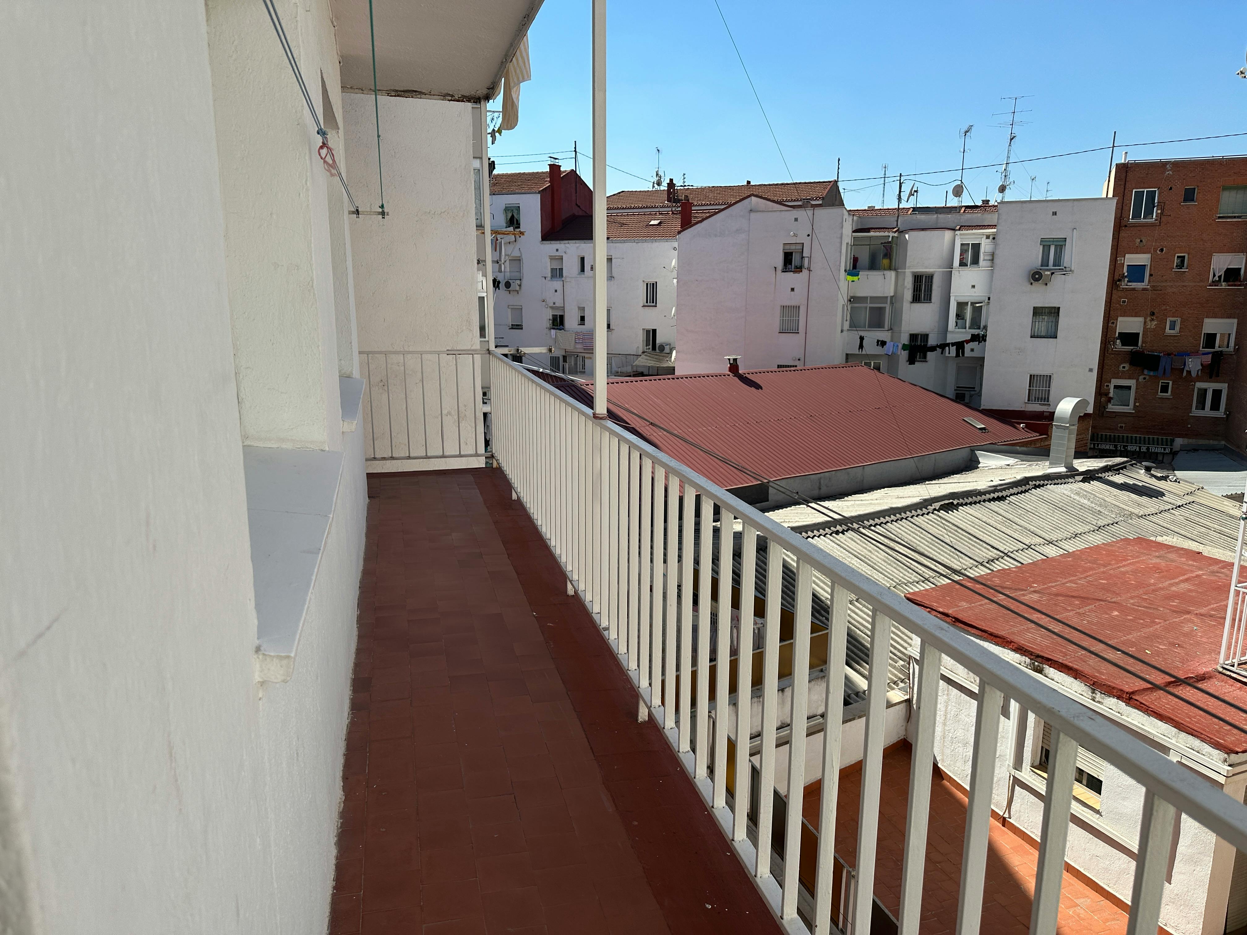 Single room Madrid, 1 bed — photo 9
