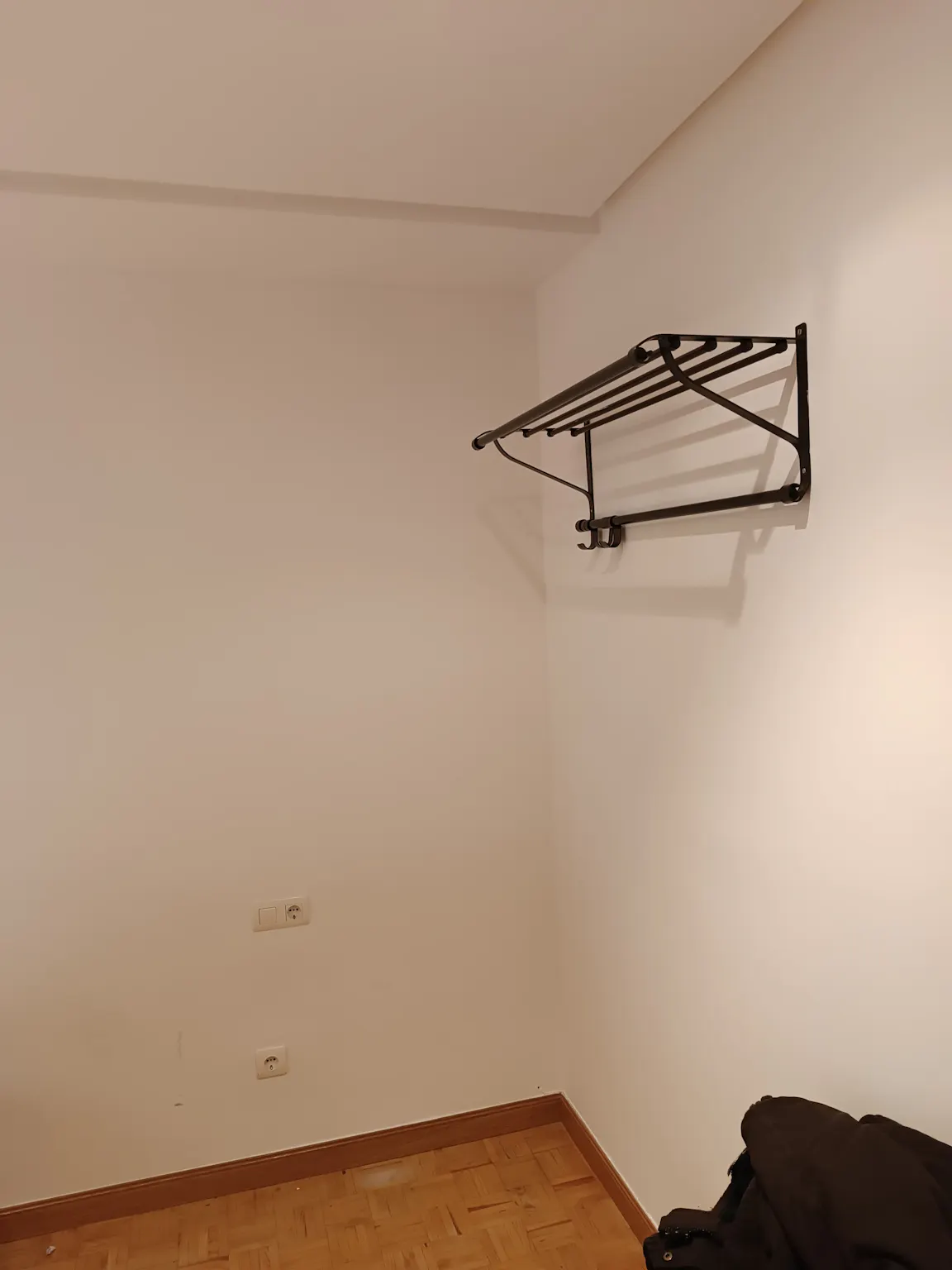 Private room in Avenida Cantabria, Burgos (1660685) ROOM 3