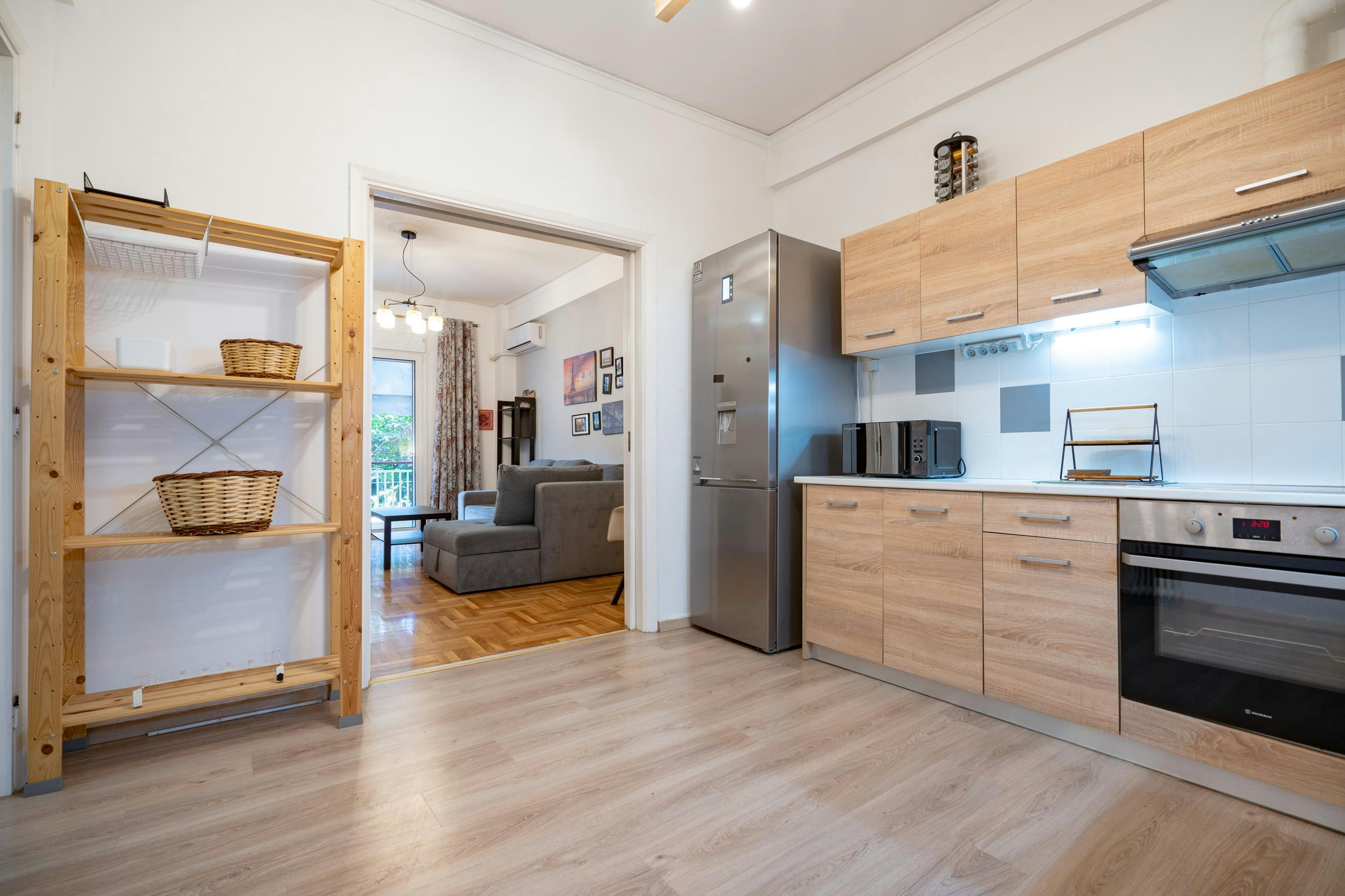 House for rent for €1,200 per month in Paleo Faliro, Agiou Alexandrou