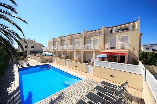 House for rent for €1,500 per month in Pollença, Carrer de les Roses