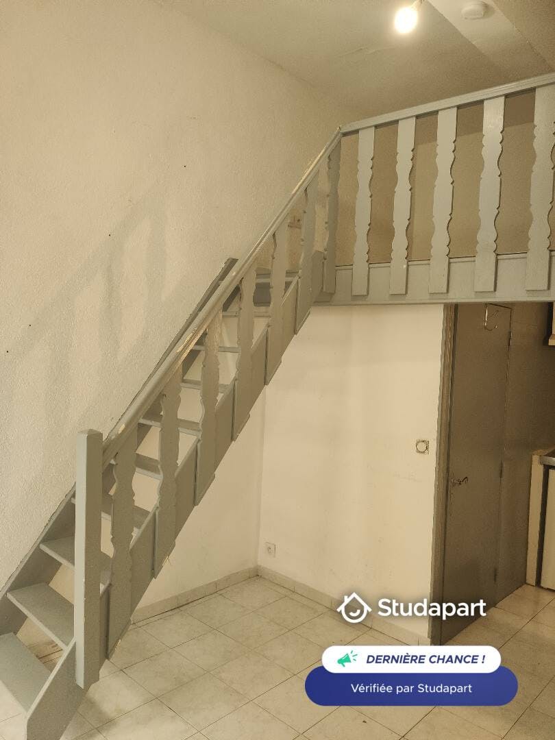 Apartamento en alquiler por 340 € al mes en Béziers, Rue Lazare Carnot