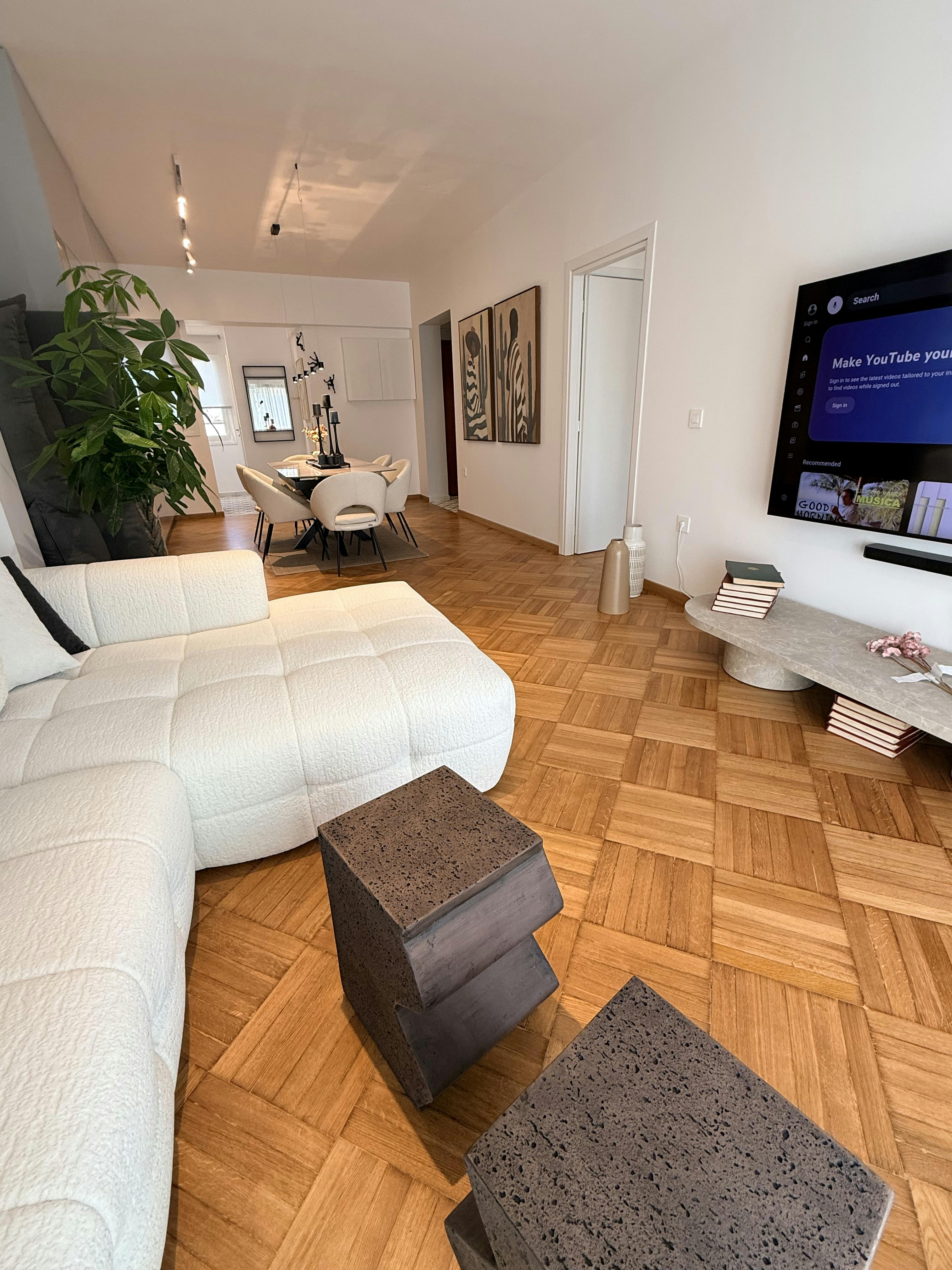 Private room for rent for €690 per month in Athina, Ioulianou