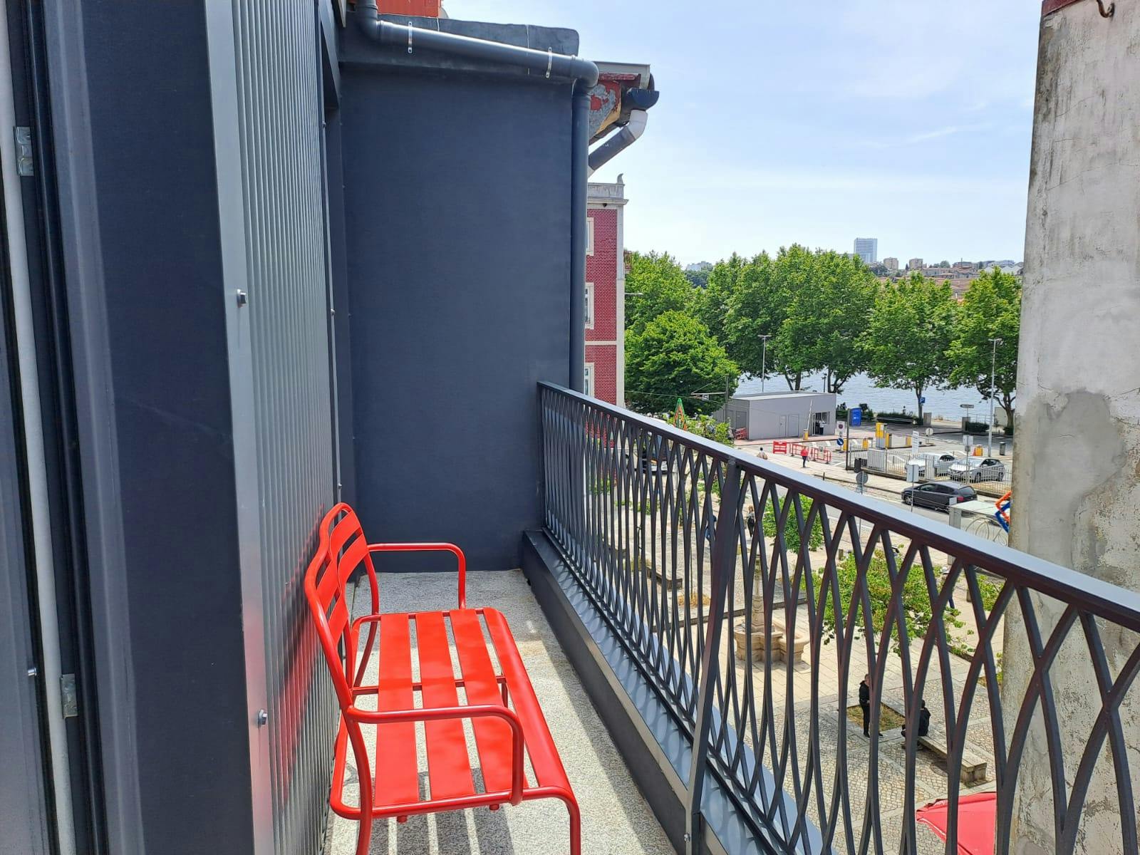 Apartamento para alugar por € 1.000 por mês em Porto, Rua da Arménia