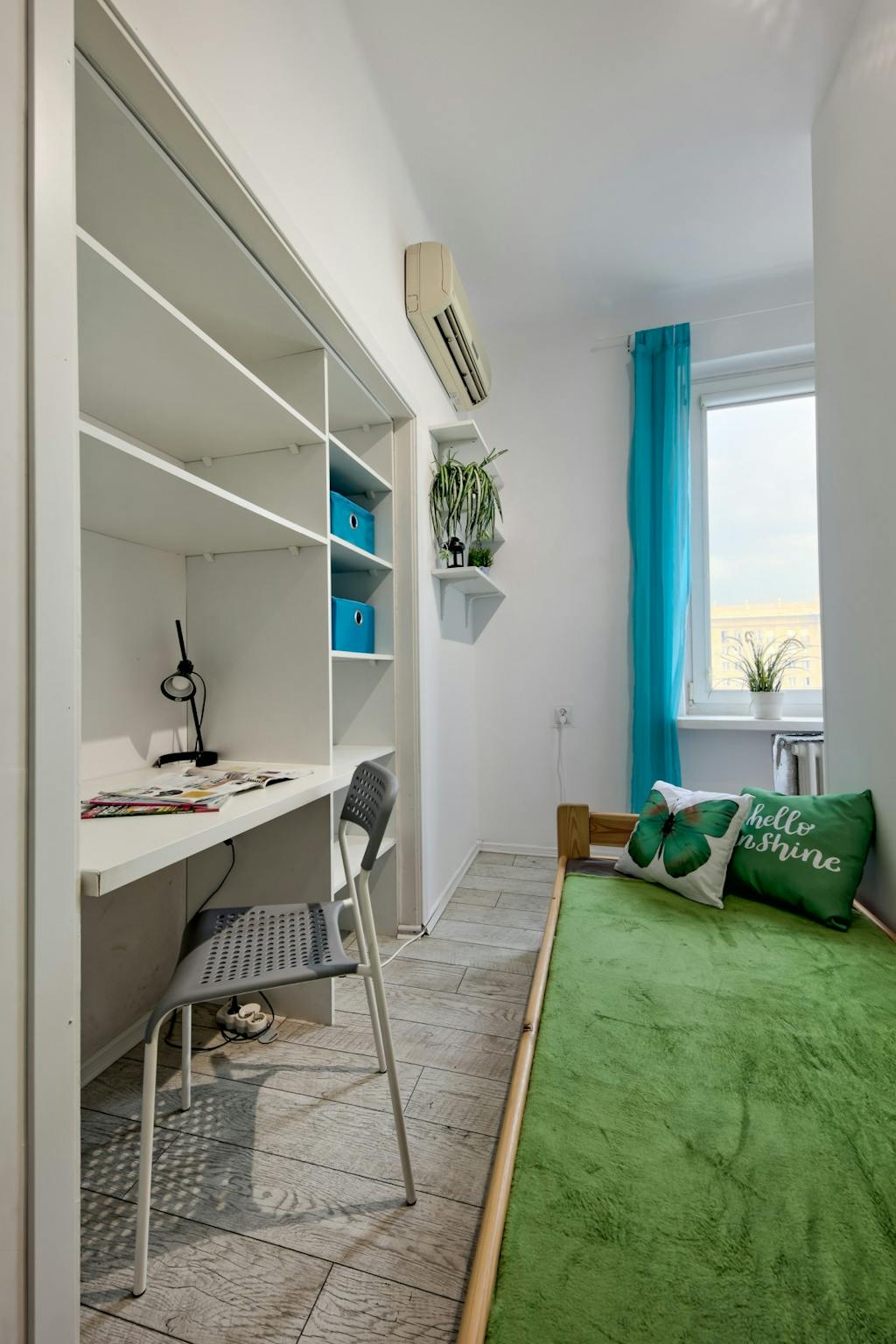 plac Konstytucji, Warsaw preview