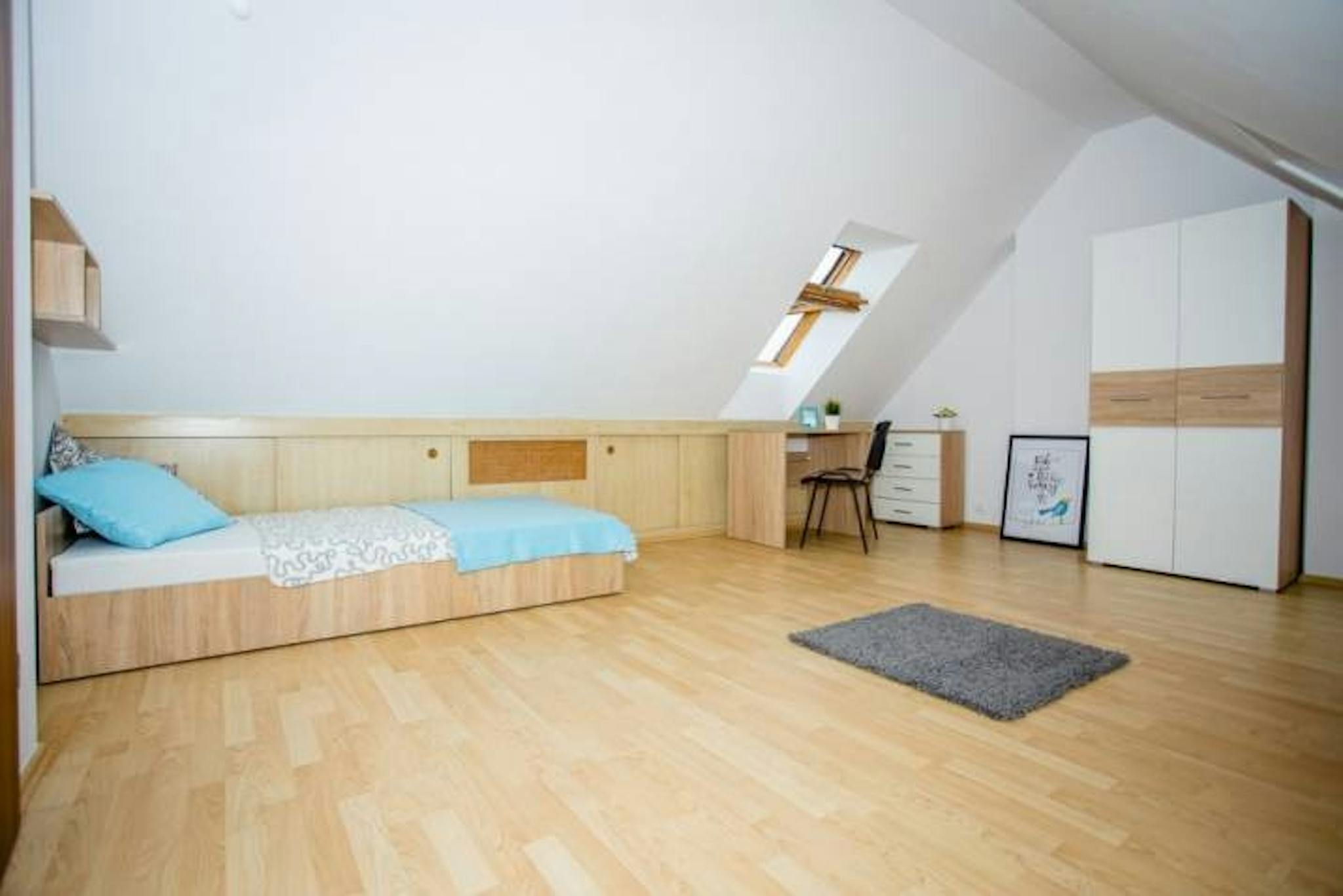 Pod Strzechą, Warsaw preview