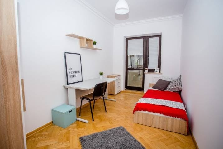 Pod Strzechą, Warsaw preview