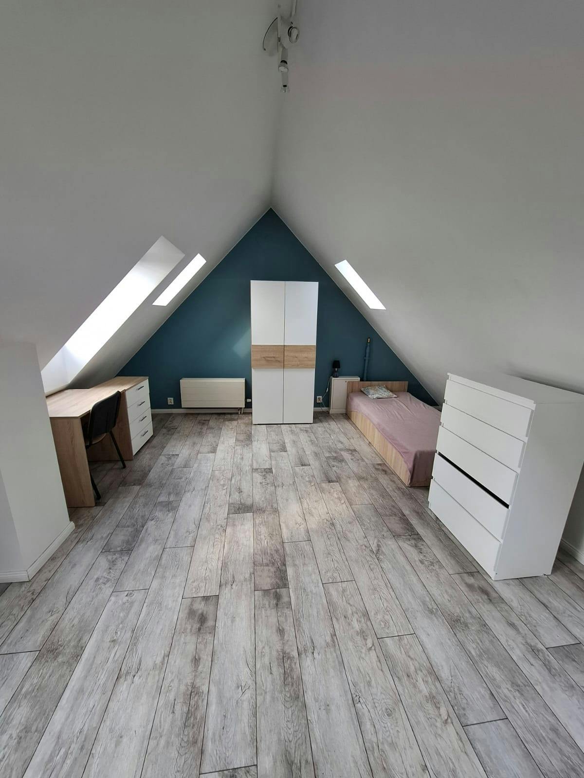 Pod Strzechą, Warsaw preview