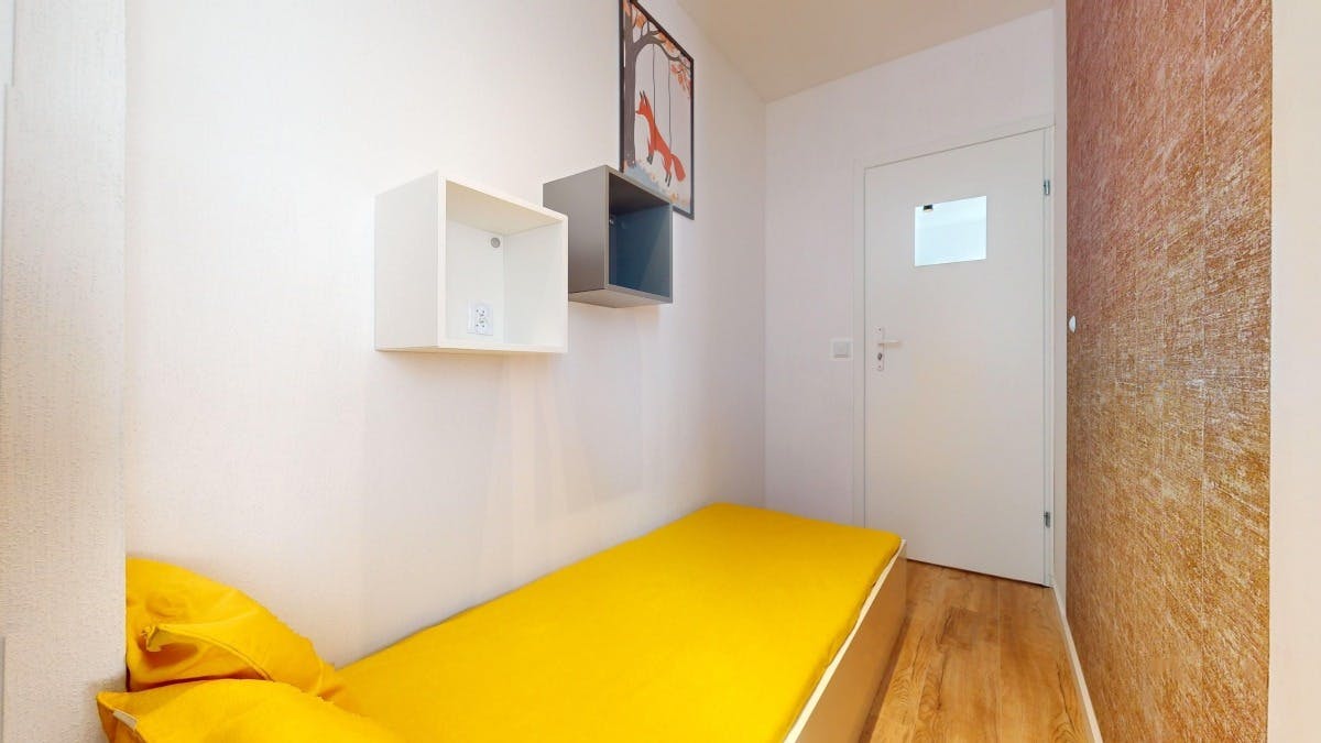 Polinezyjska, Warsaw preview