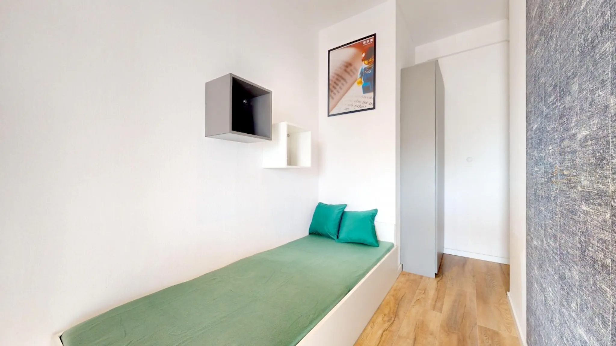 Polinezyjska, Warsaw preview